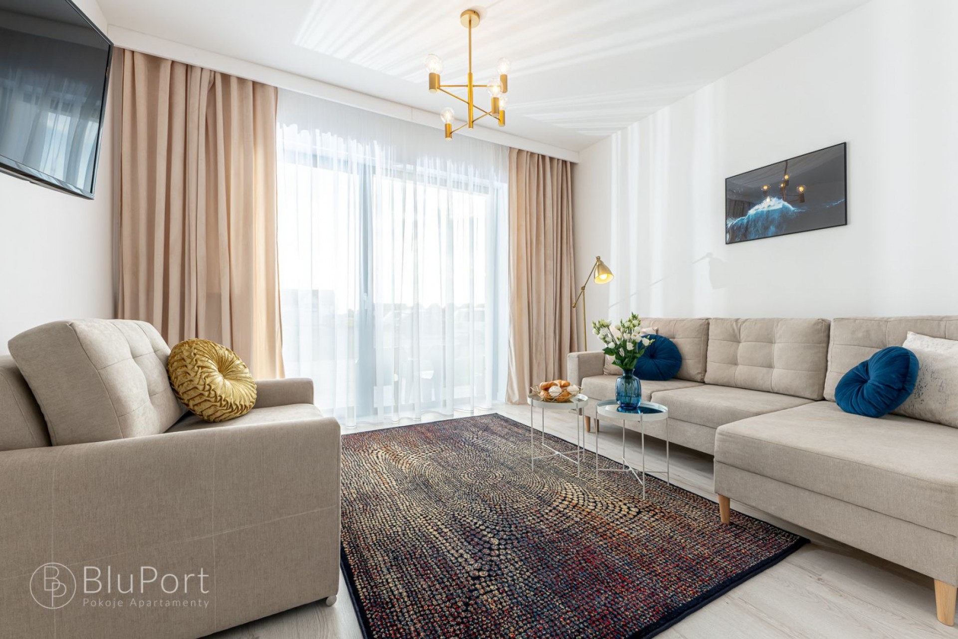 Pokoje i Apartamenty BLU PORT