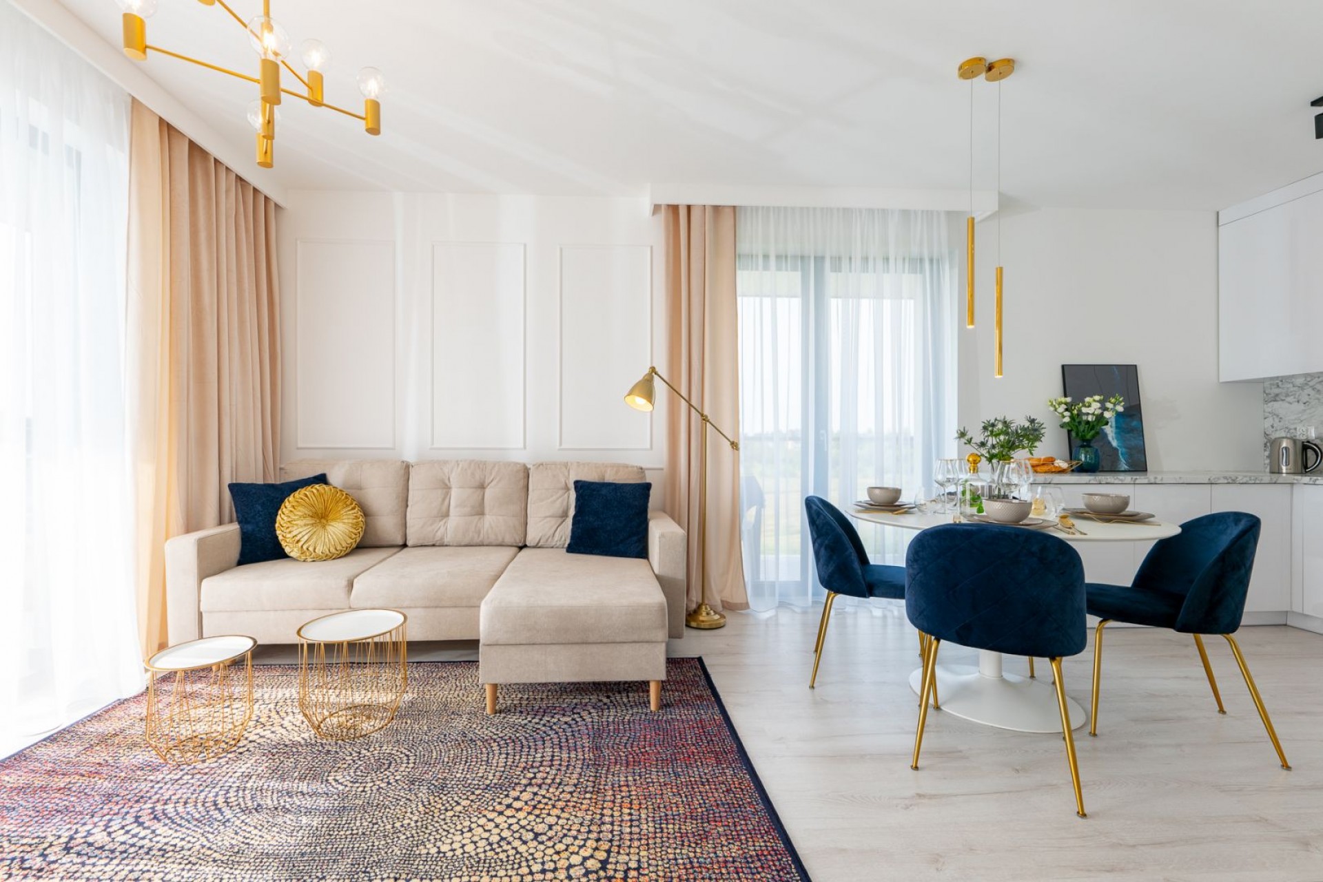 Pokoje i Apartamenty BLU PORT