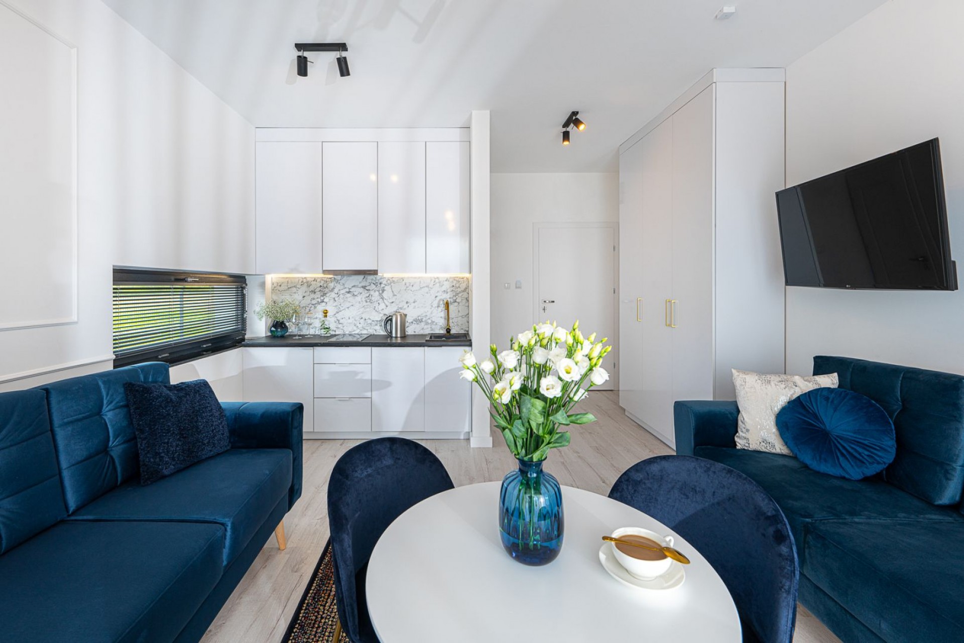 Pokoje i Apartamenty BLU PORT