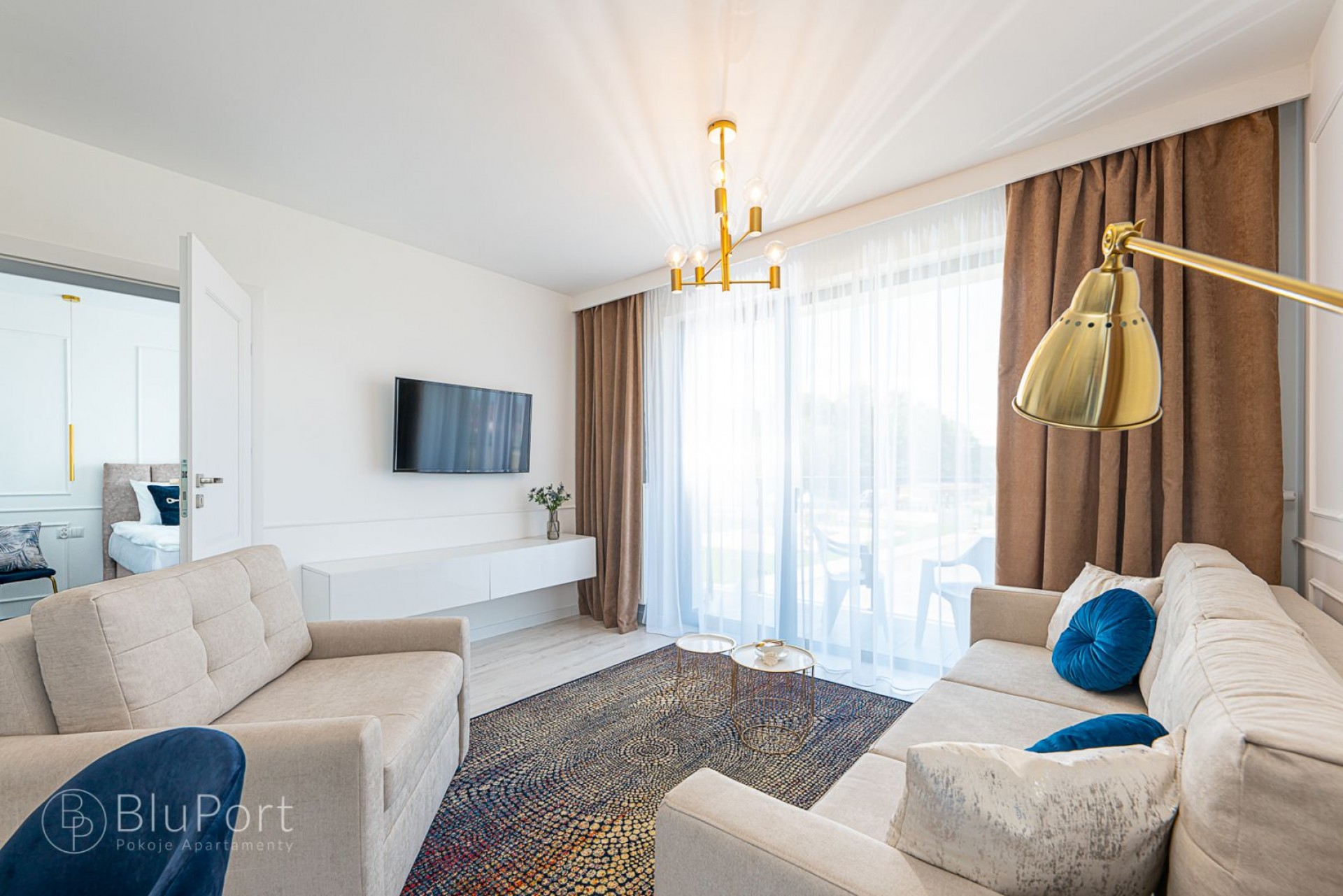 Pokoje i Apartamenty BLU PORT