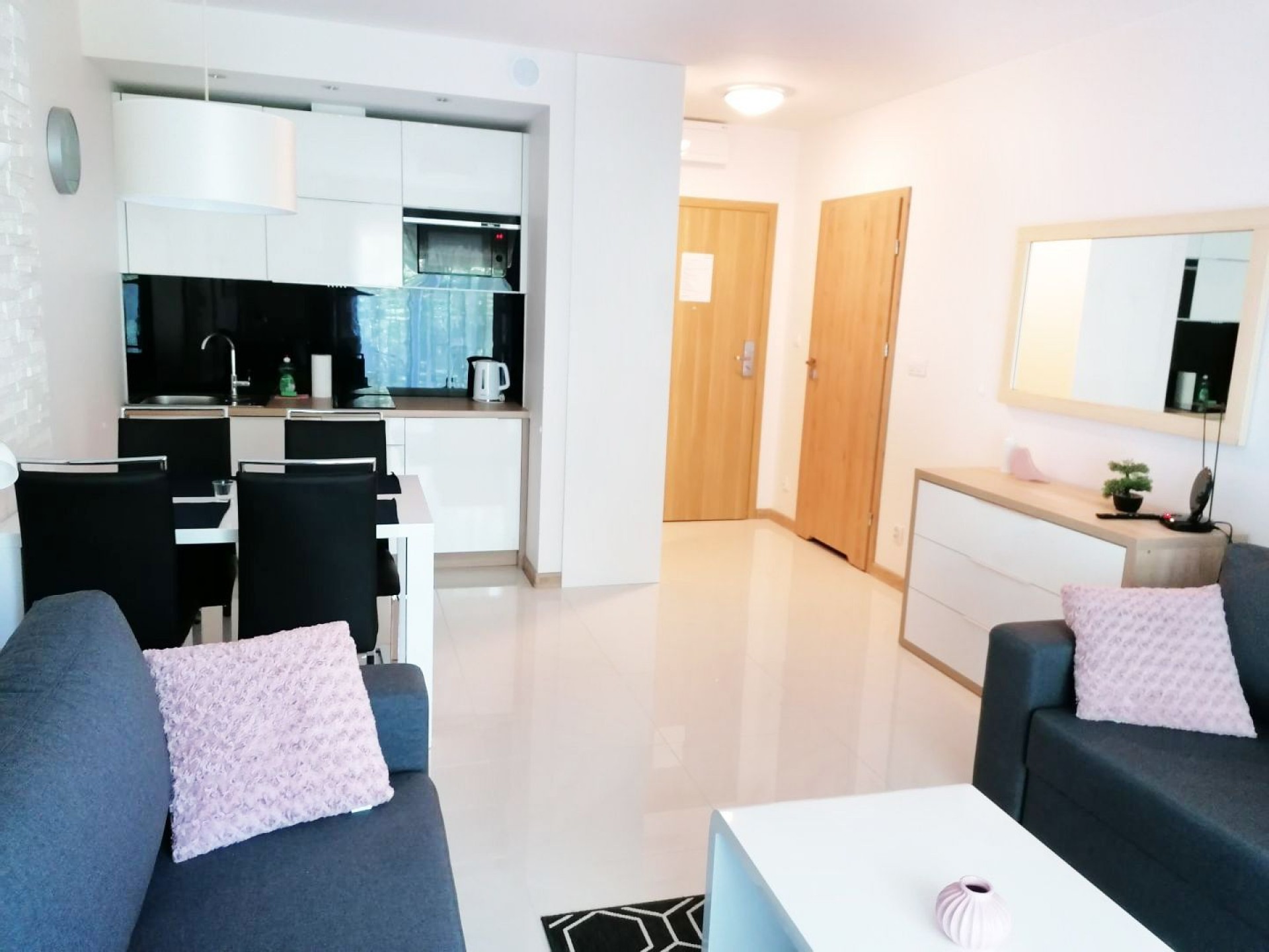 Nowy apartament z widokiem na las i góry