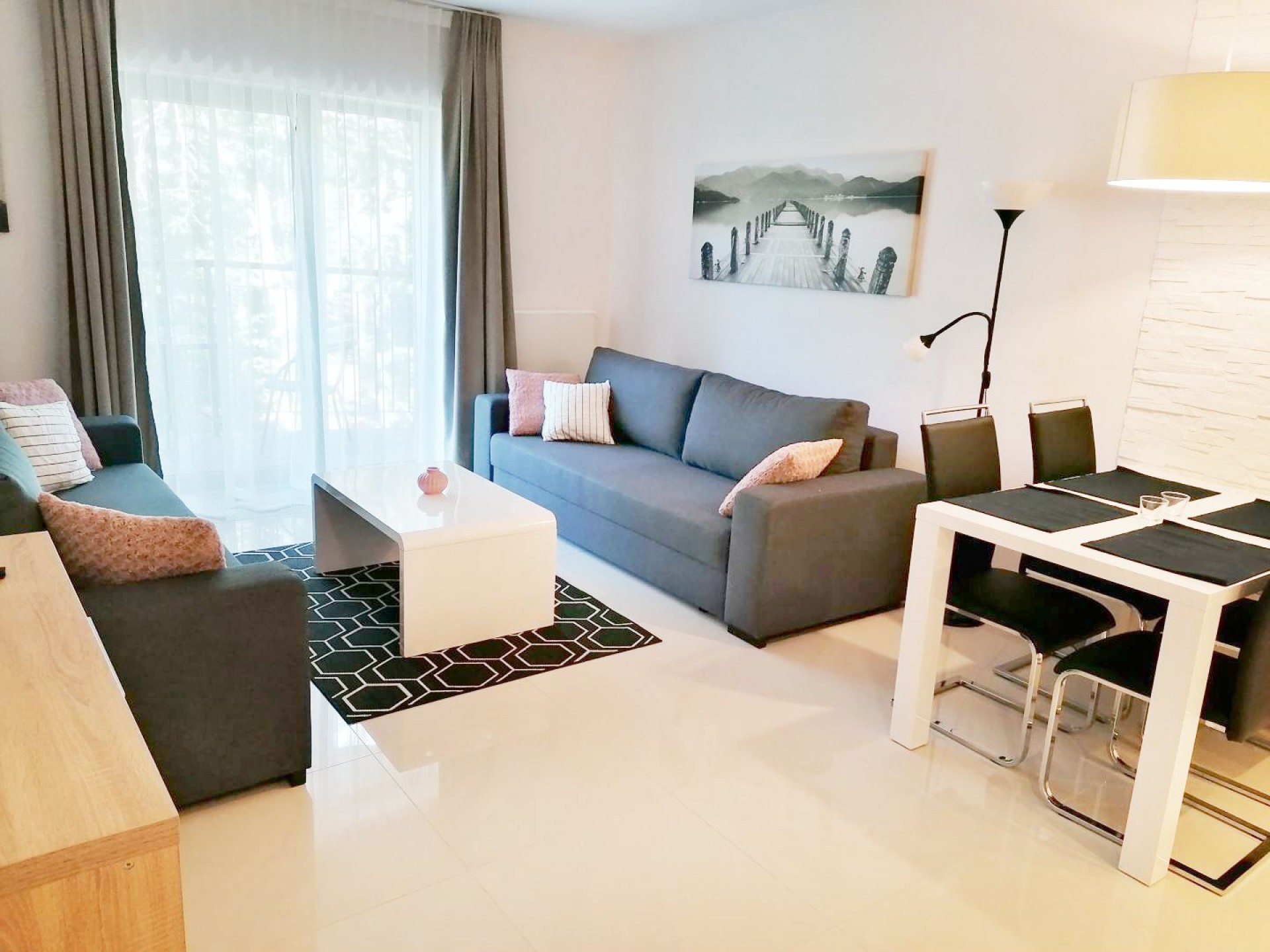 Nowy apartament z widokiem na las i góry