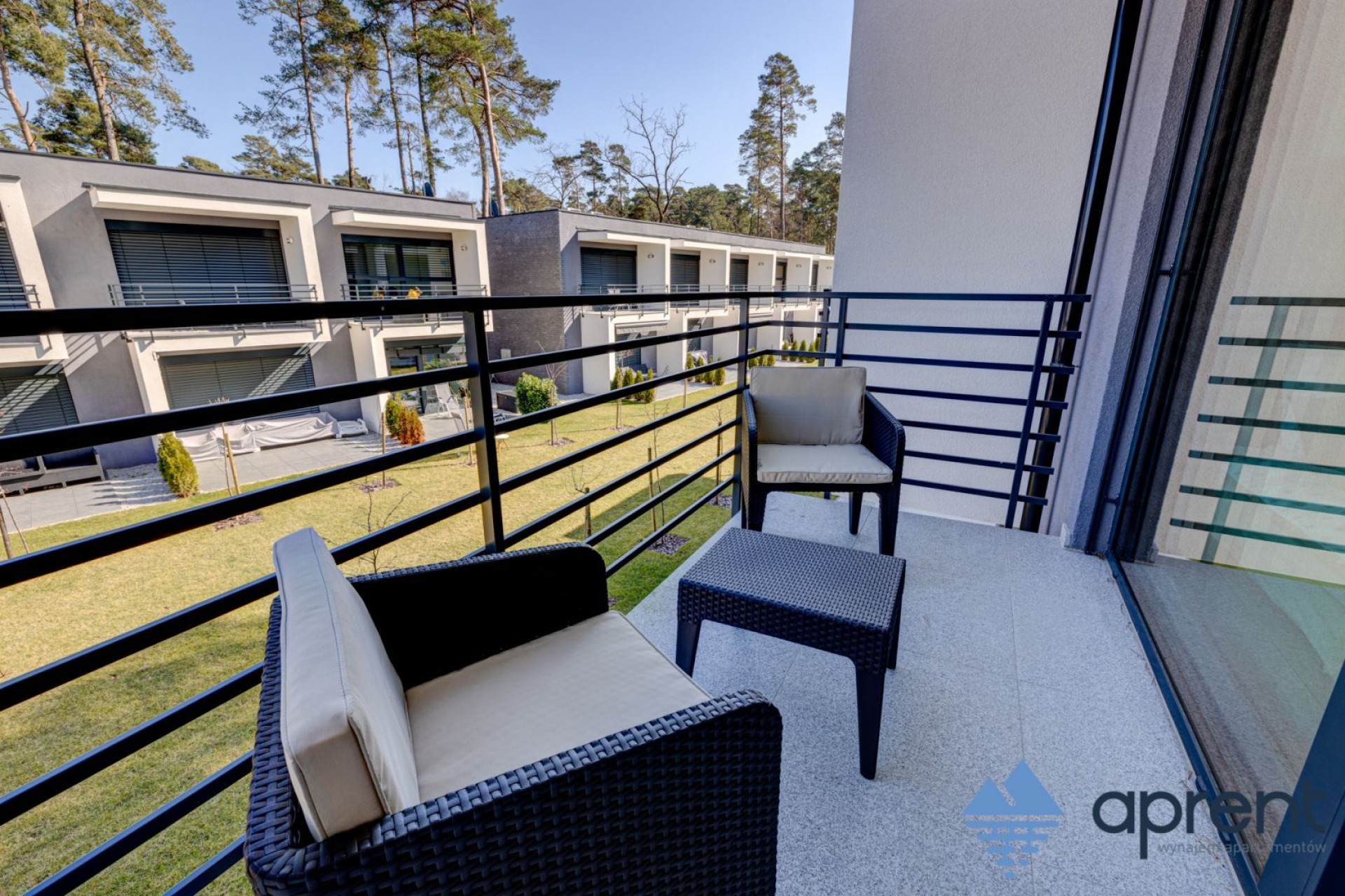 APRENT DOMY Pobierowo