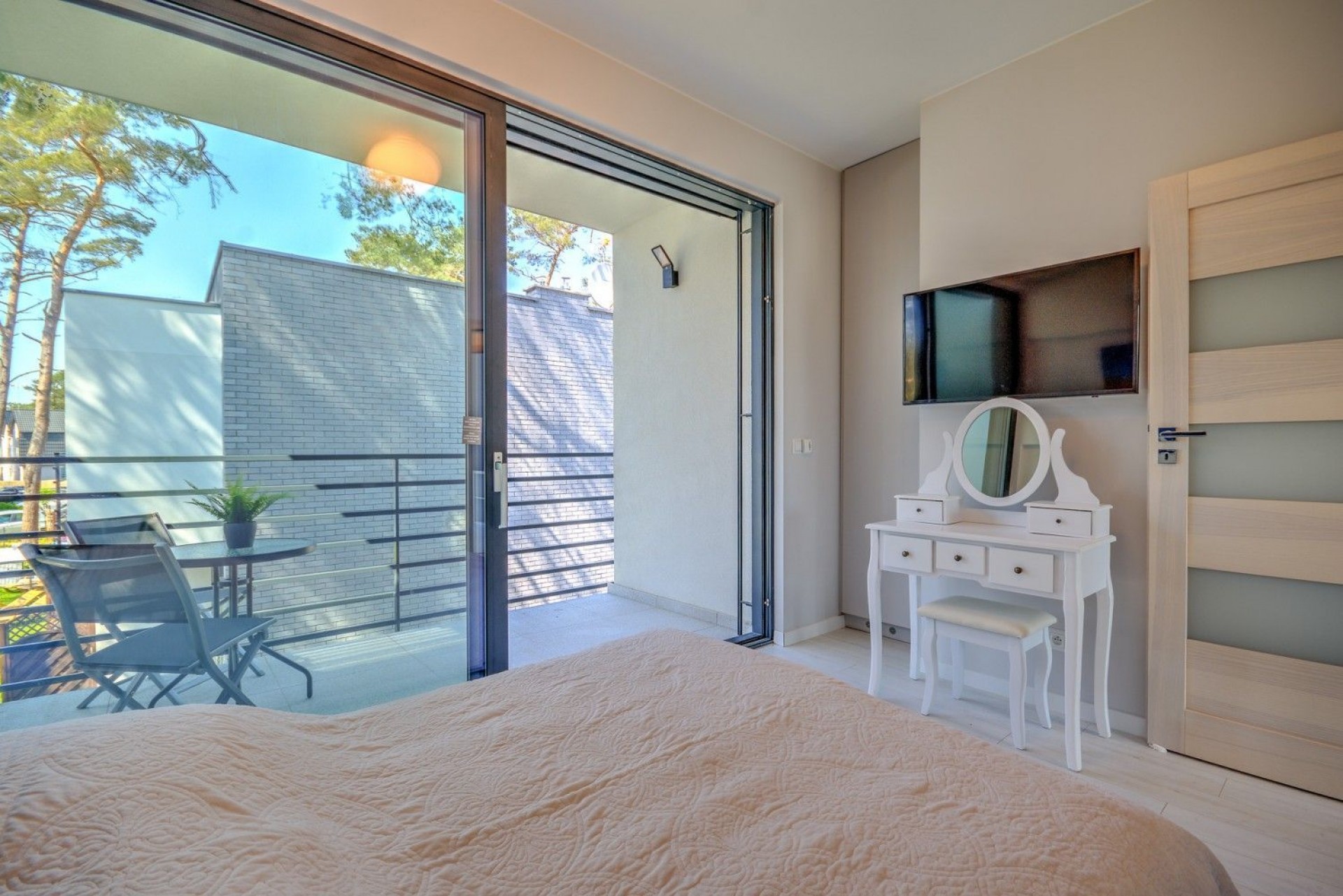 APRENT DOMY Pobierowo