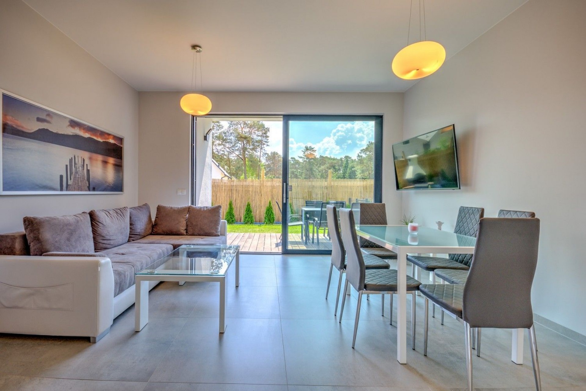 APRENT DOMY Pobierowo