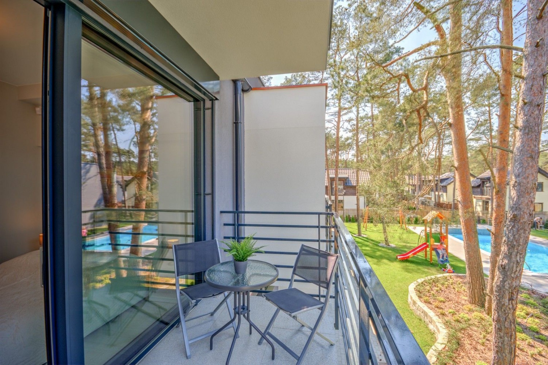 APRENT DOMY Pobierowo