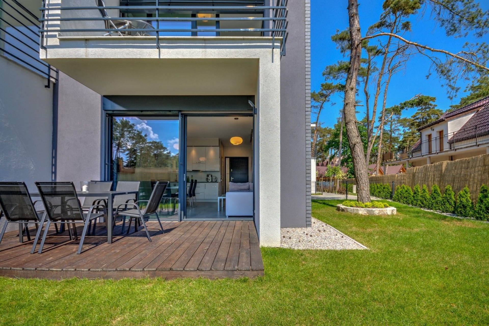 APRENT DOMY Pobierowo