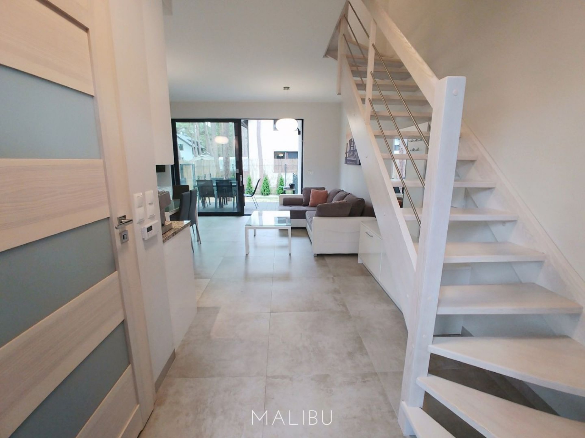 APRENT DOMY Pobierowo