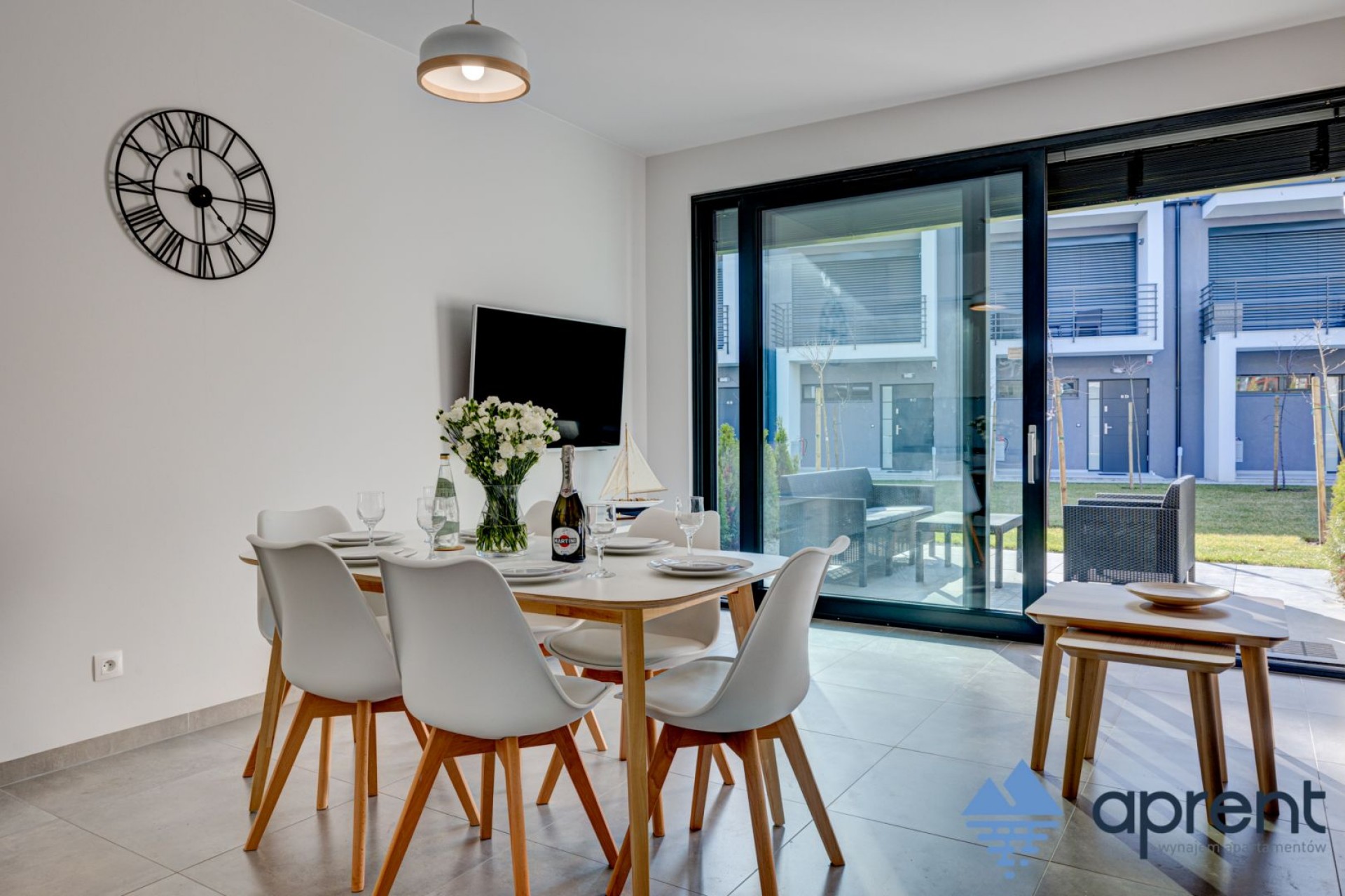 APRENT DOMY Pobierowo