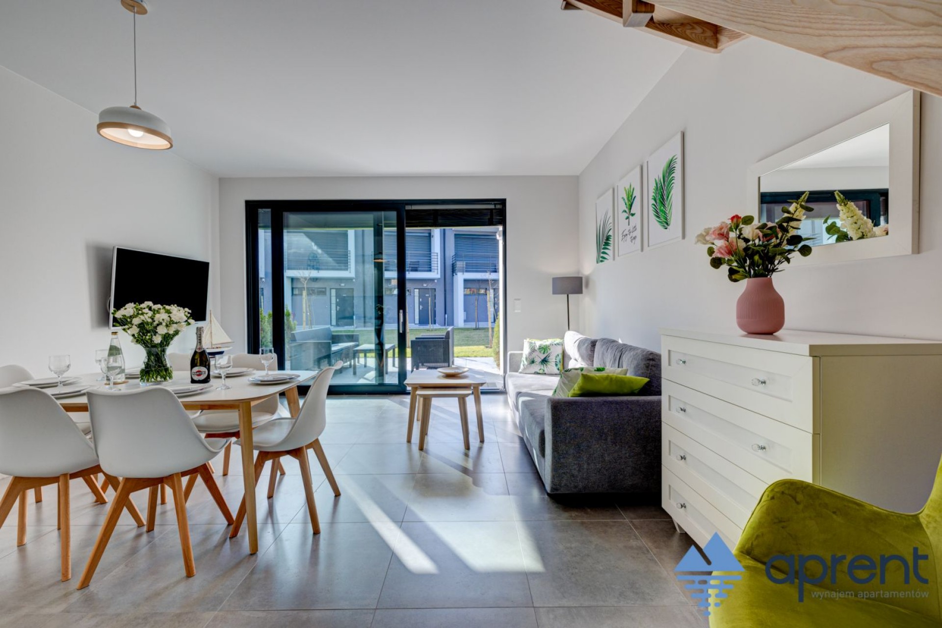 APRENT DOMY Pobierowo