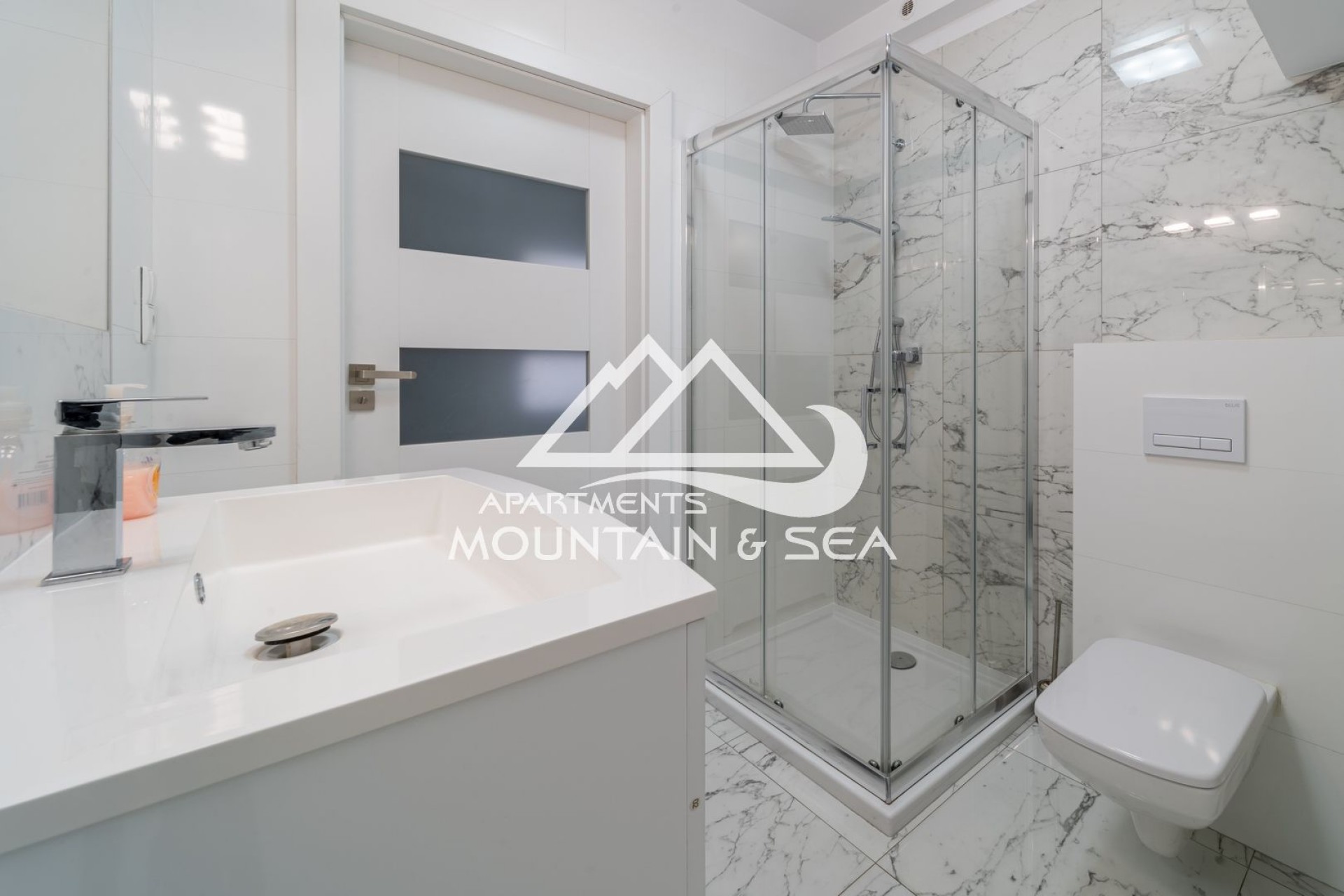 Apartament 1 