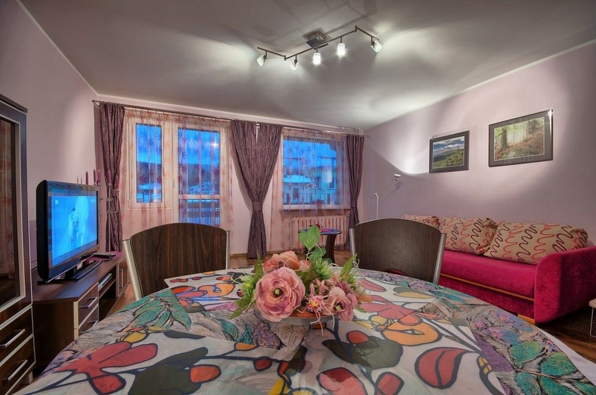 Apartament PELE