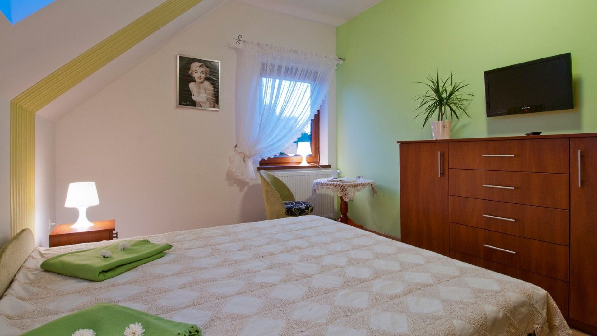 Apartamenty, Domki i Pokoje SONIA