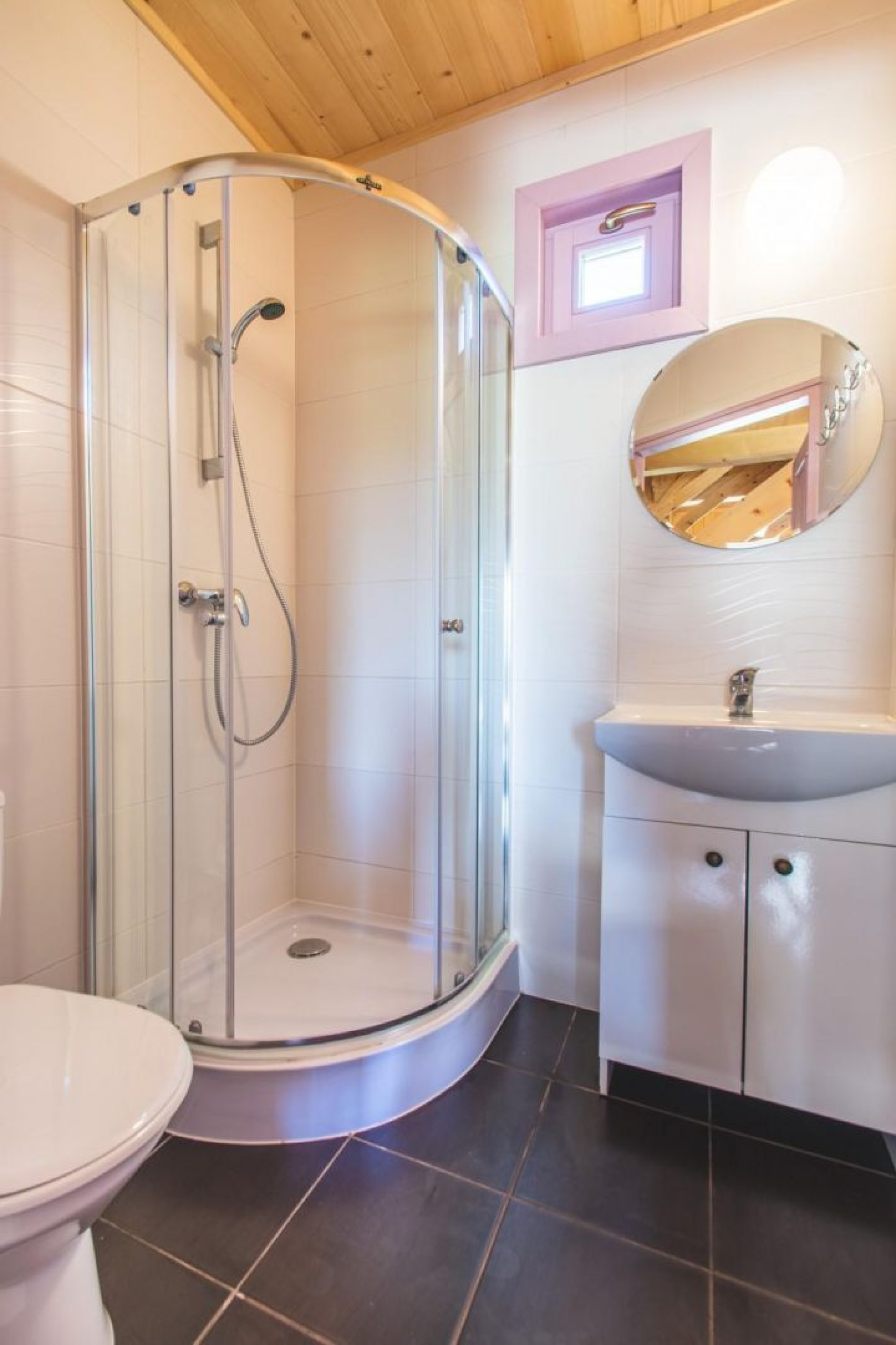 LAWENDOWA WYSPA Klub Nadmorski