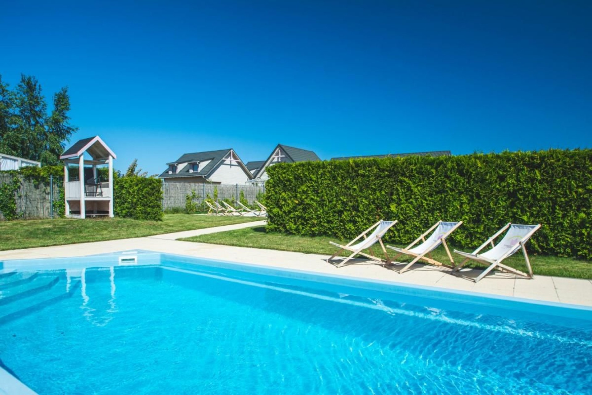 LAWENDOWA WYSPA Klub Nadmorski