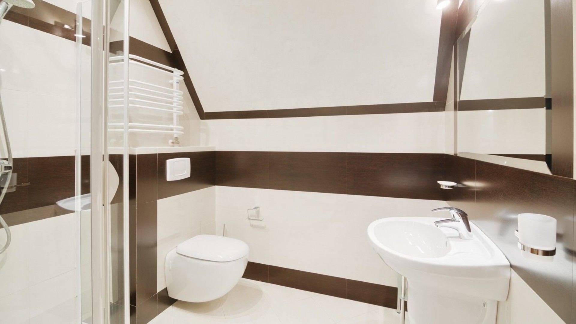 Pensjonat TADEUSZ I APARTAMENTY