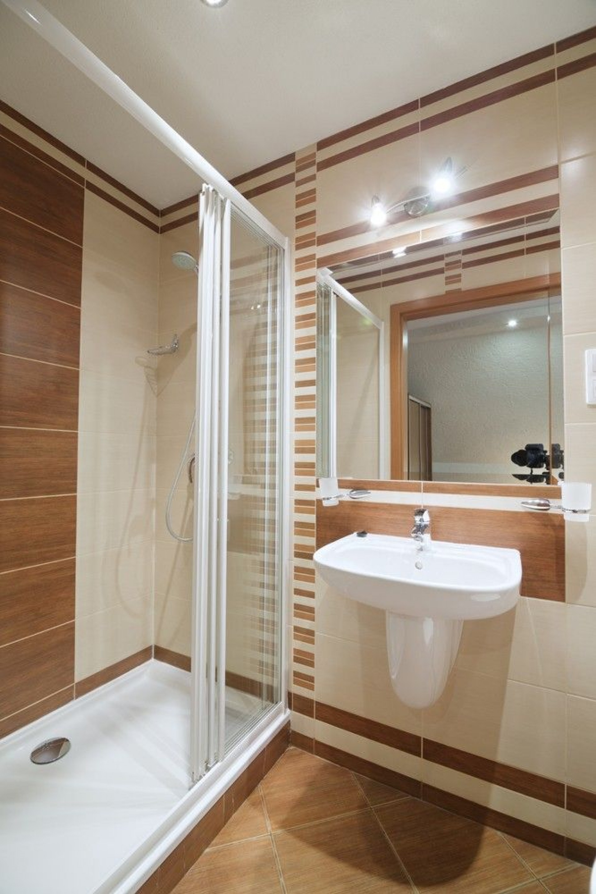 Pensjonat TADEUSZ I APARTAMENTY