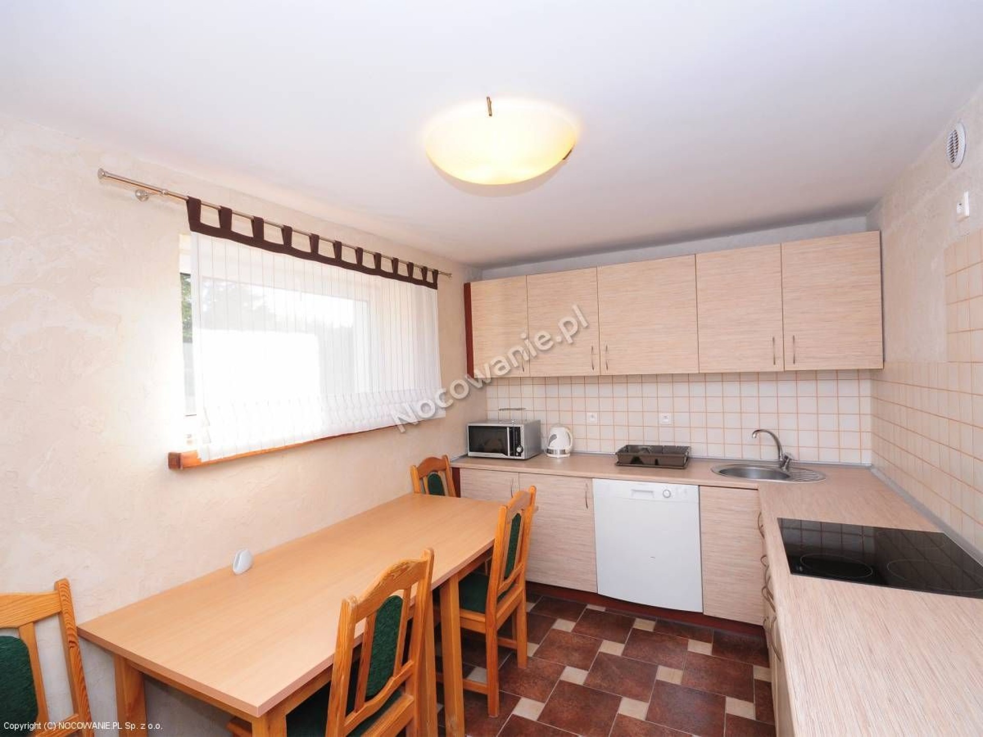 Pensjonat TADEUSZ I APARTAMENTY