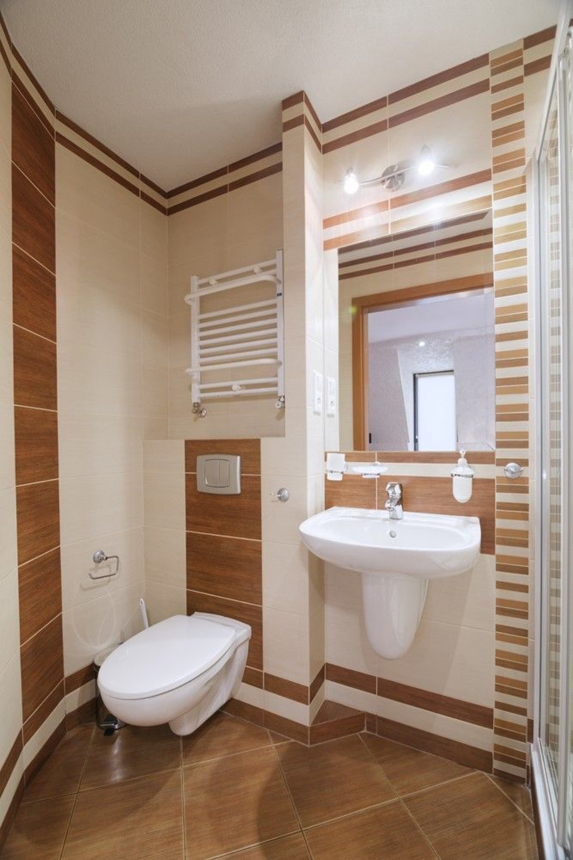 Pensjonat TADEUSZ I APARTAMENTY