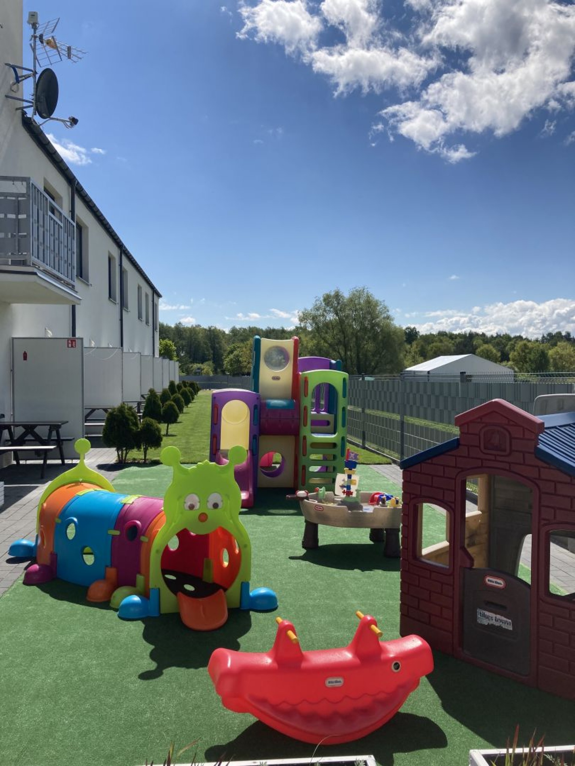 Domki Apartamentowe i Pokoje SOFIA