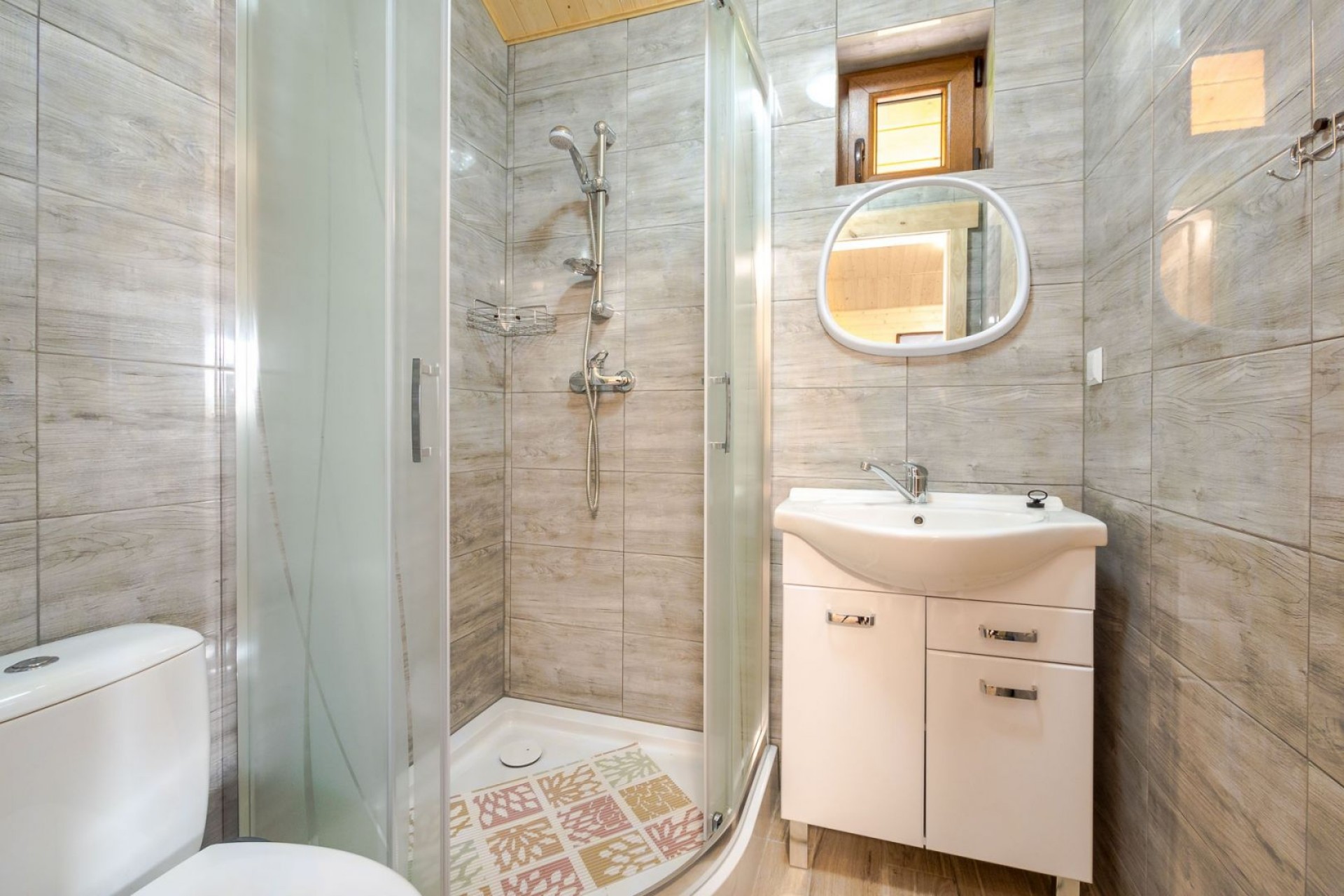 Domki i Pokoje STOKROTKA