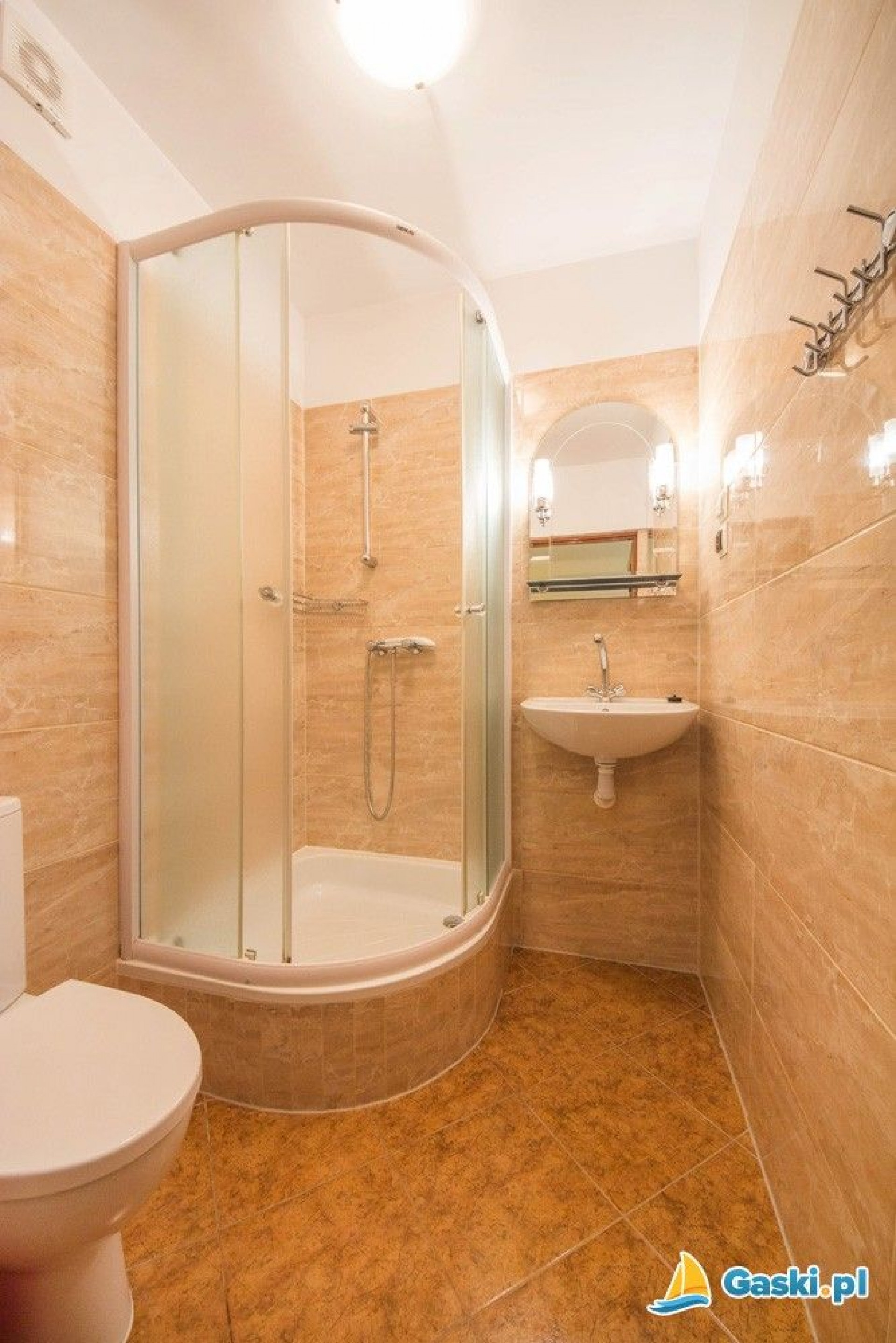 Domki i Pokoje STOKROTKA