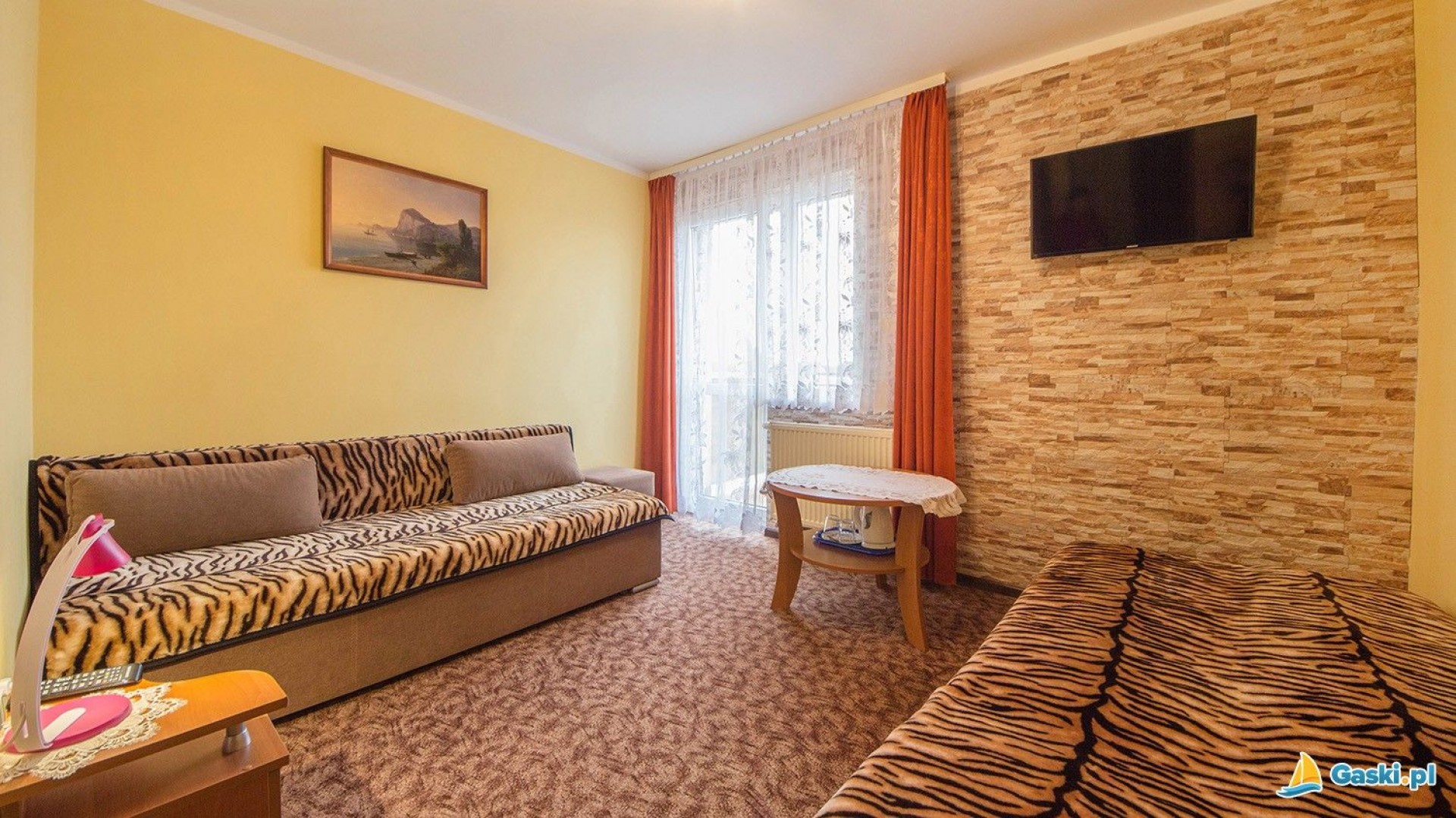 Domki i Pokoje STOKROTKA