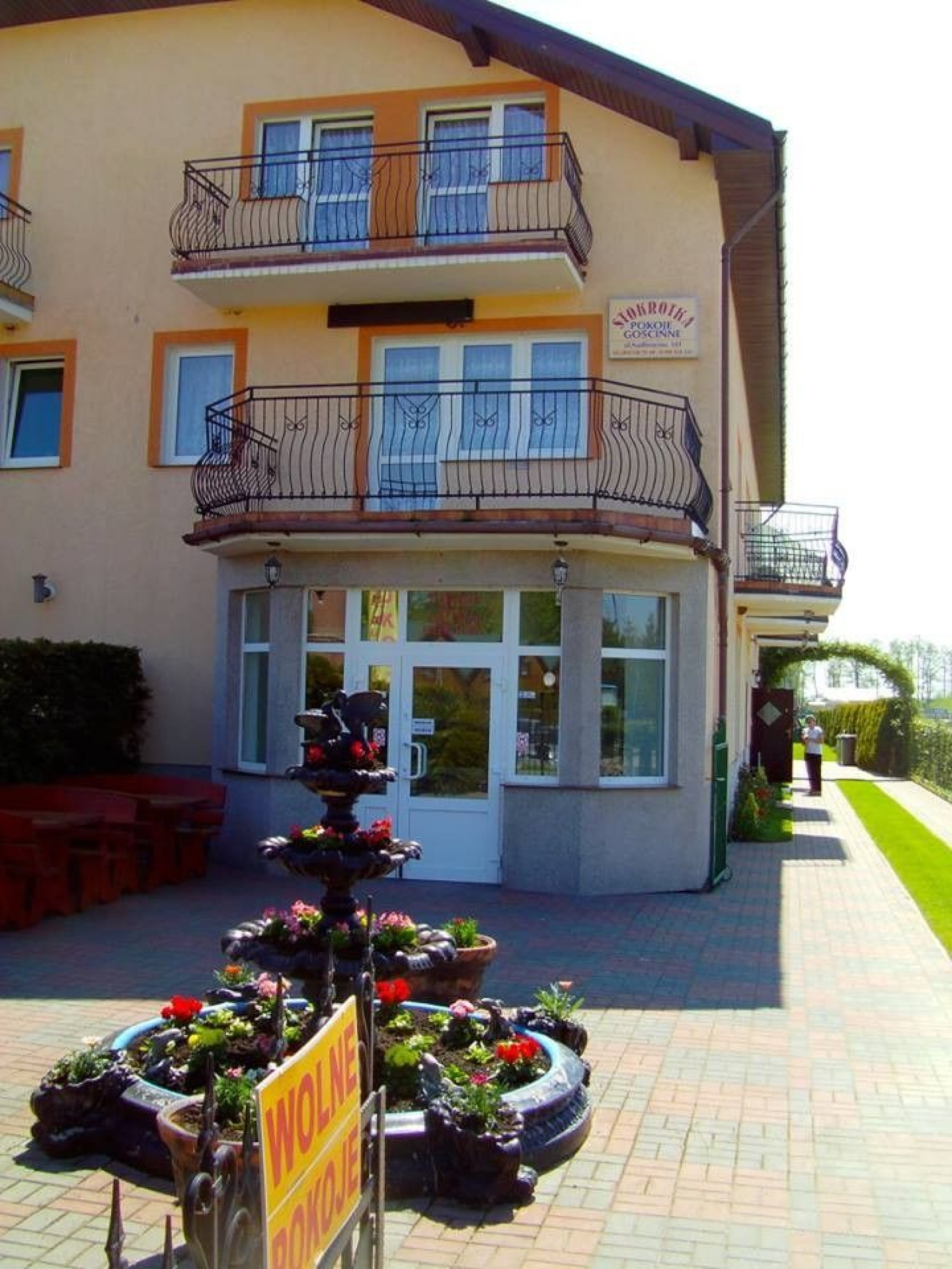 Domki i Pokoje STOKROTKA