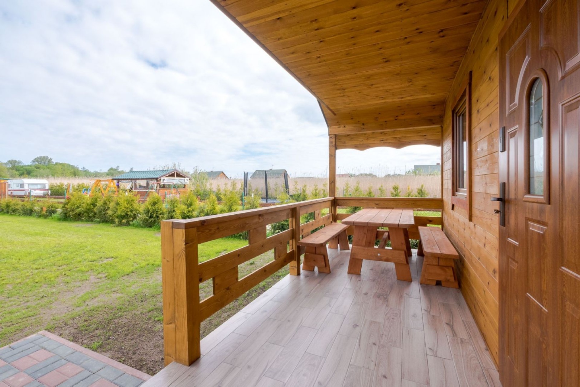 Domki i Pokoje STOKROTKA