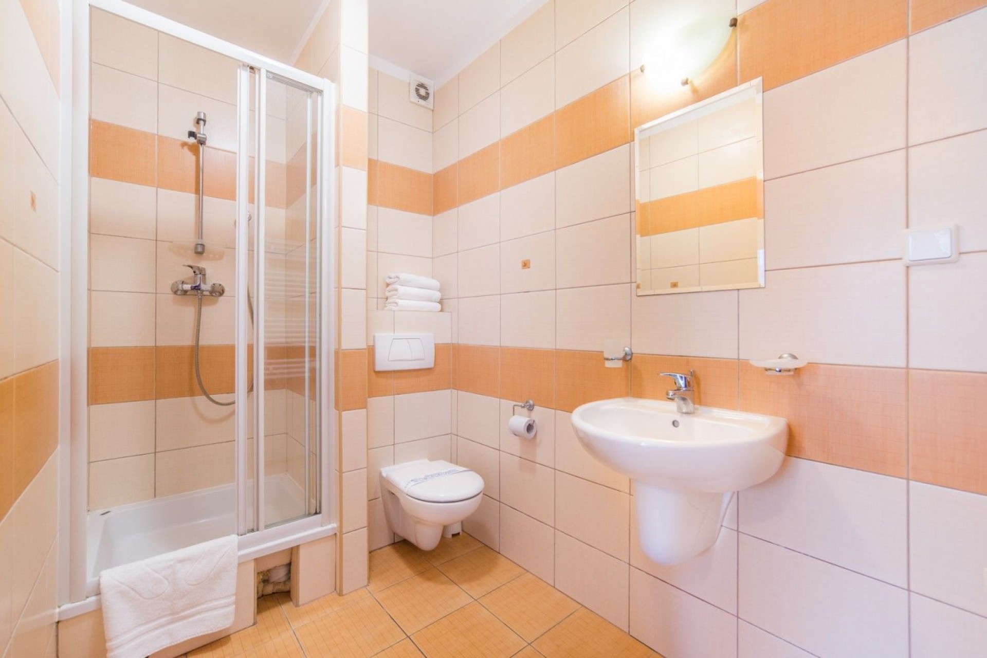 Dom    Gościnny ASTRA 