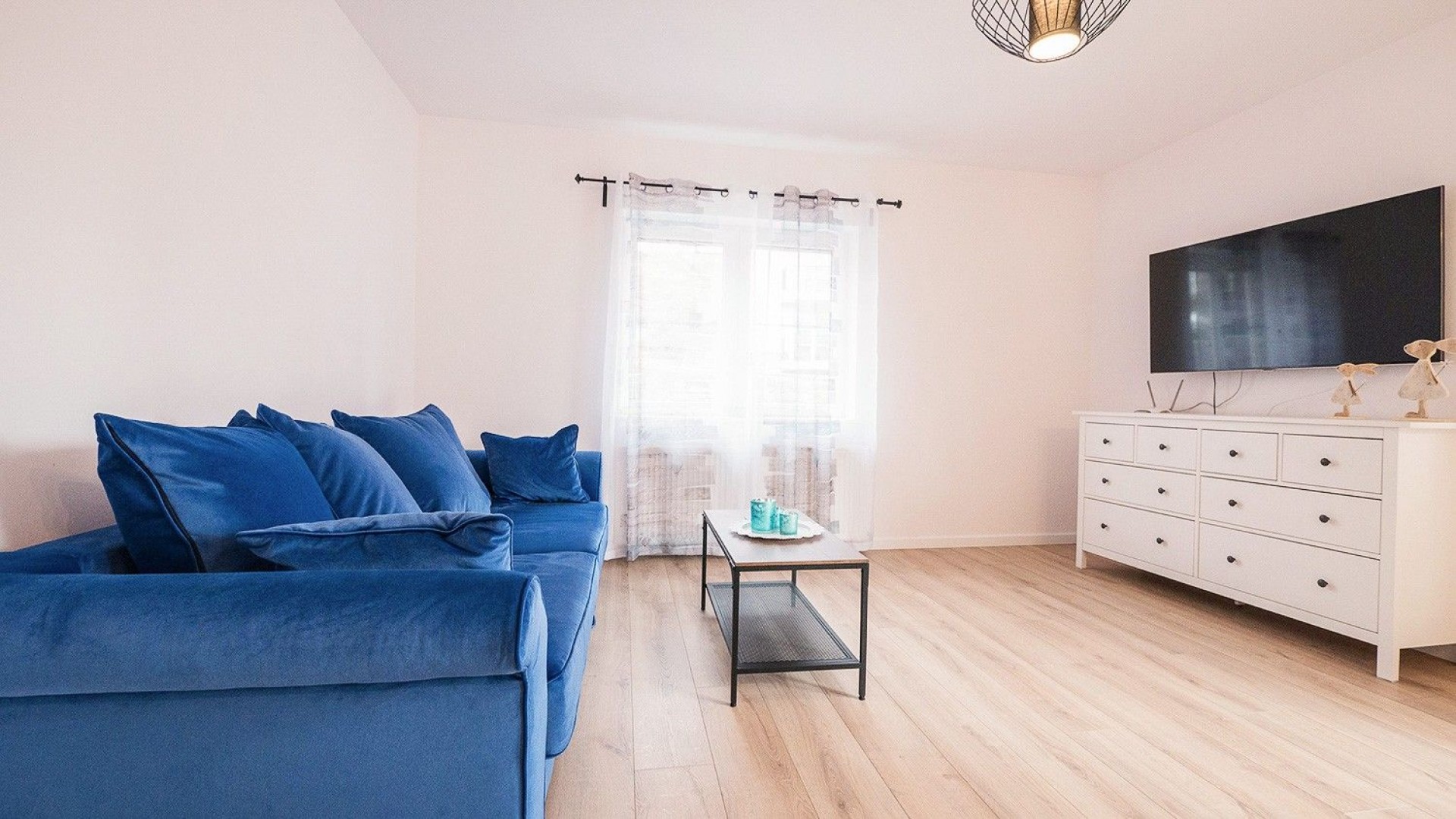 Apartament NAVY BLUE