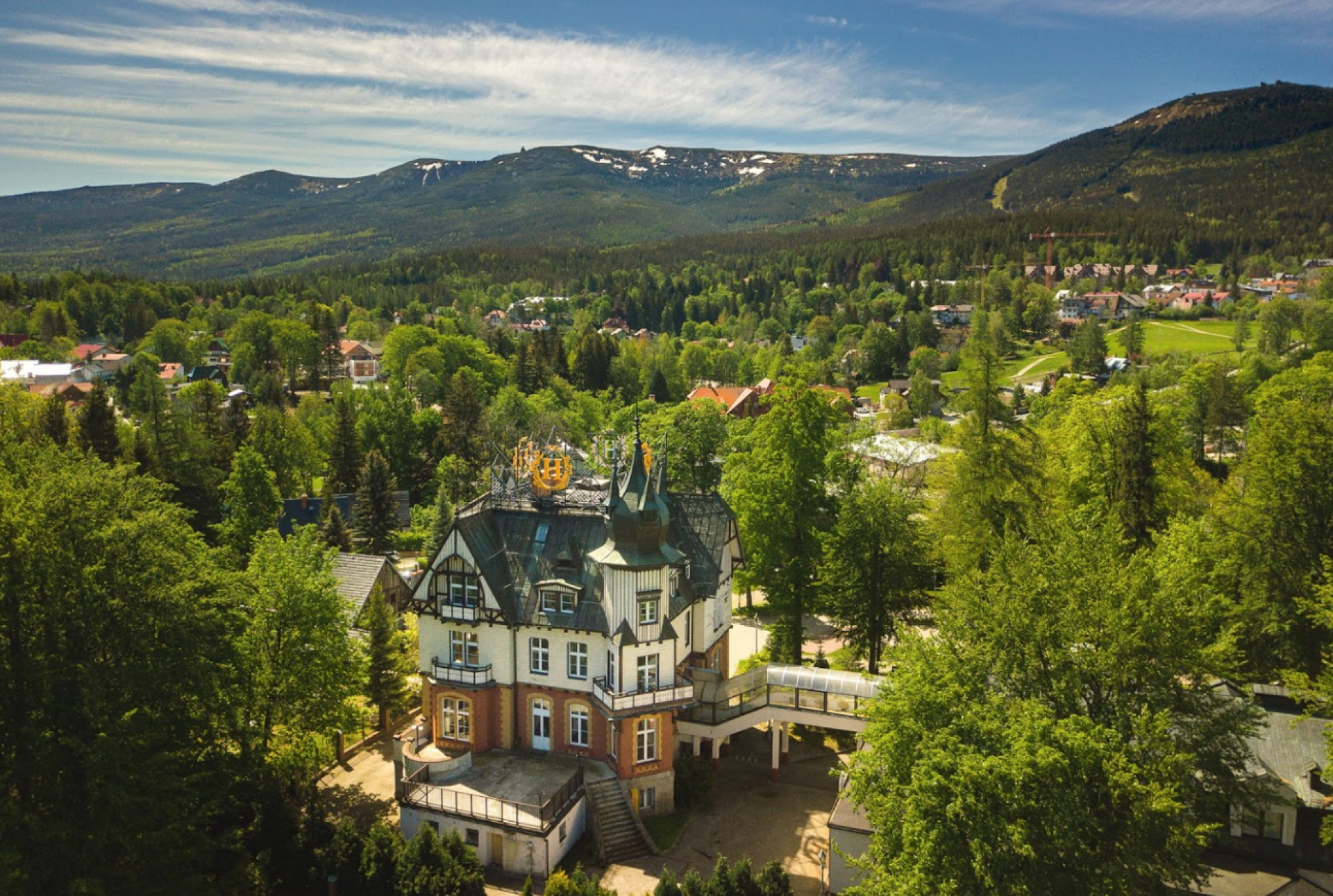 Hotel SZRENICOWY DWÓR