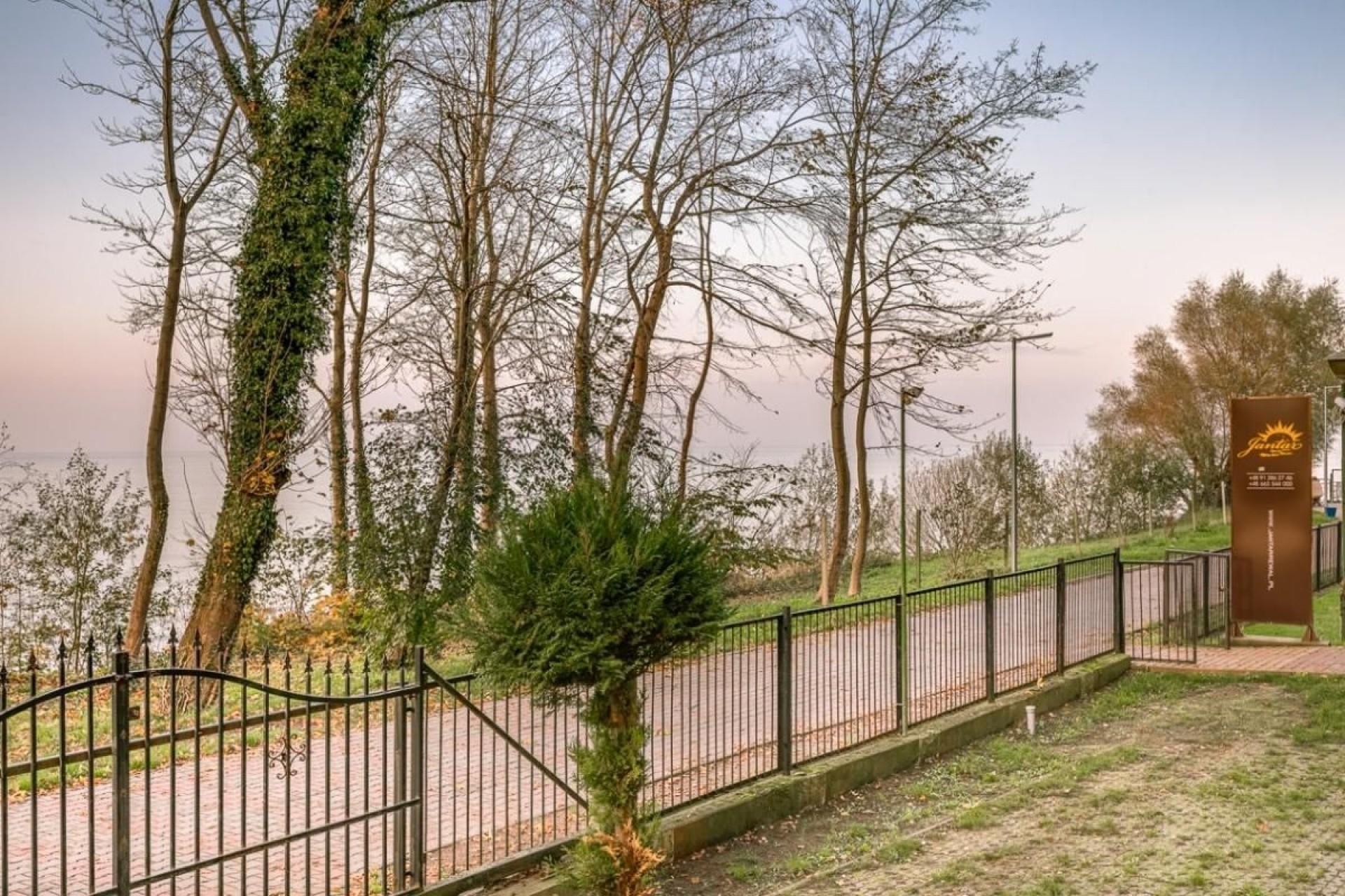 Ośrodek Wypoczynkowy JANTAR