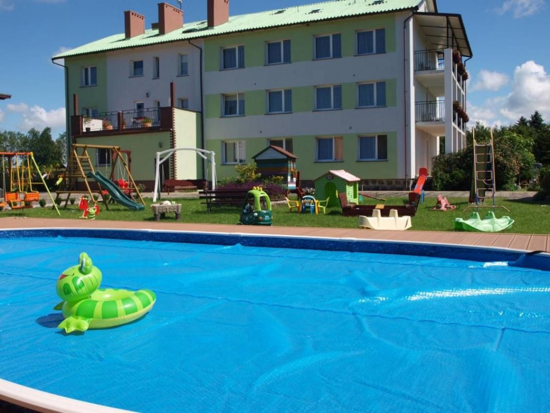 Apartamenty i pokoje BAJKA