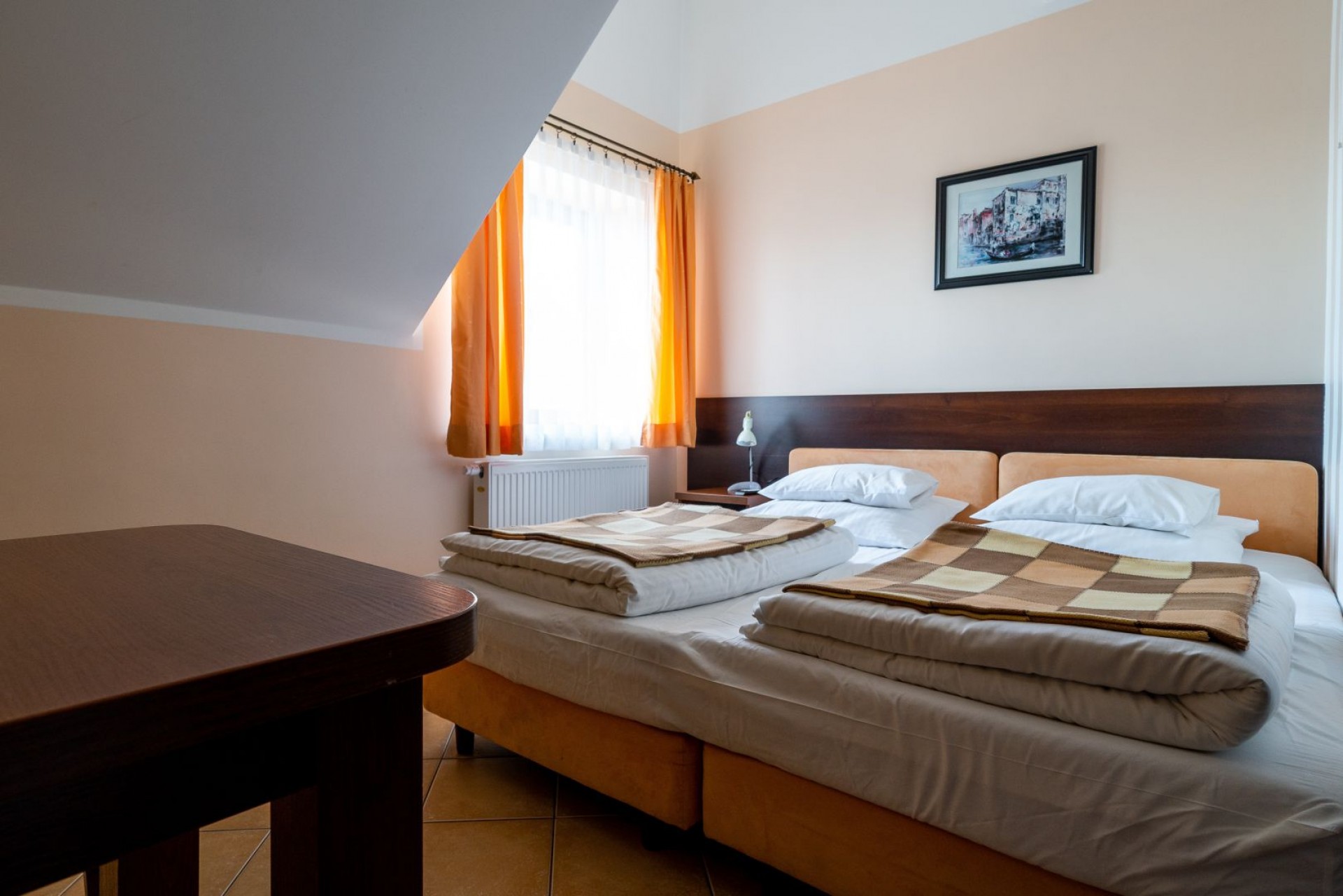 Pokój nr. 23 drugie piętro 2 osobowy