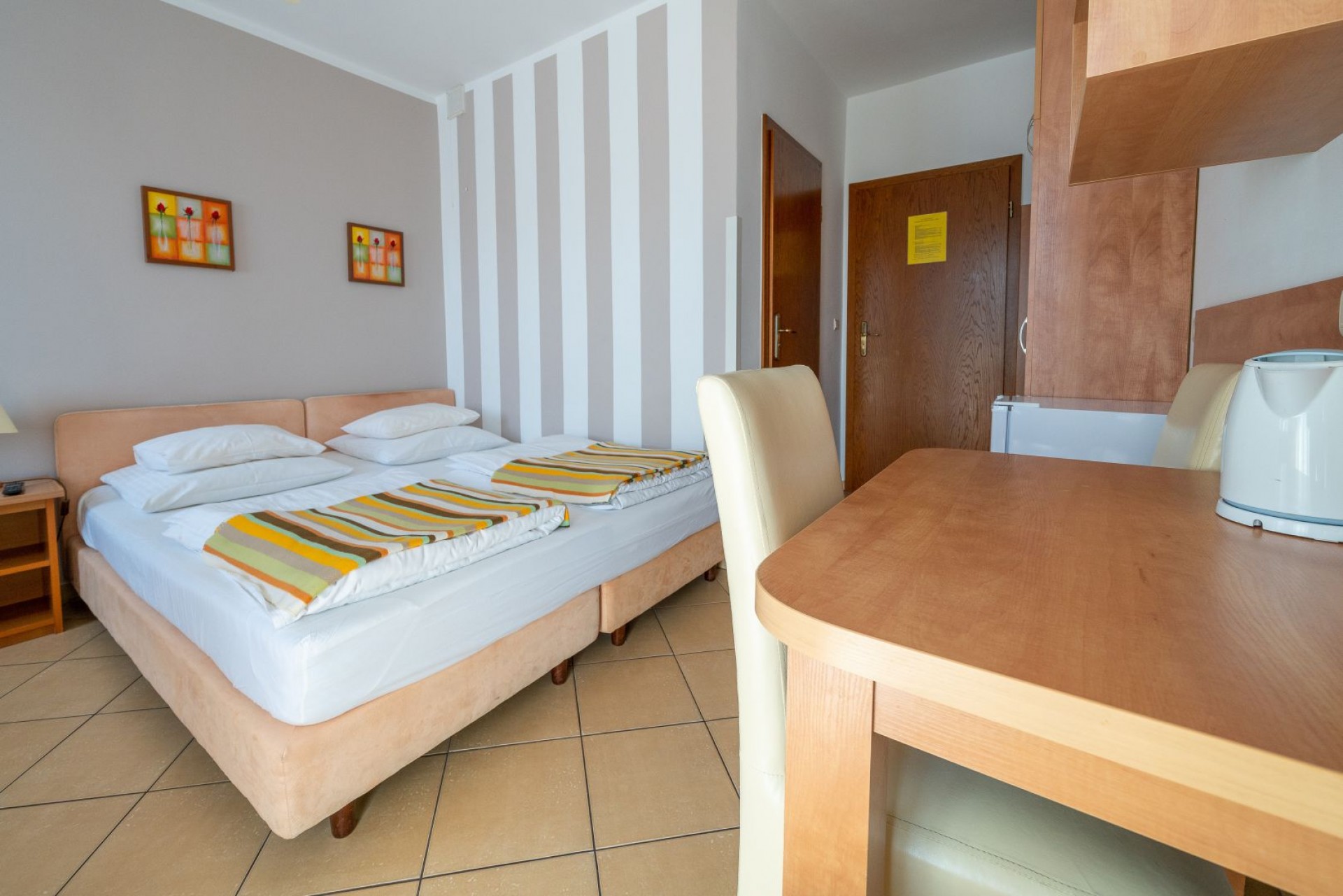 Pokój nr. 10 pierwsze piętro 3-4 osobowy