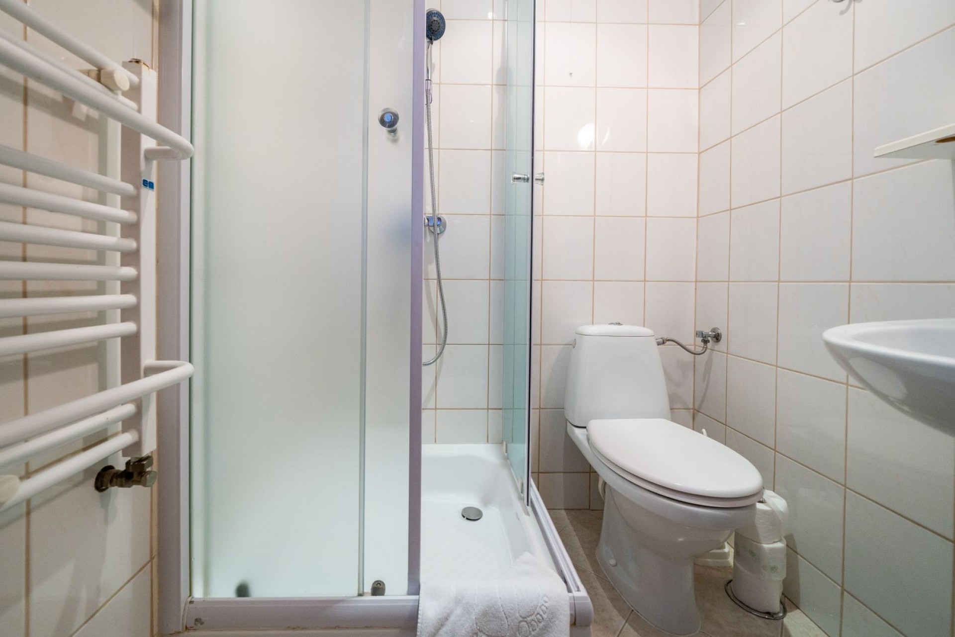 Pokój nr. 6 pierwsze piętro 2 osobowy