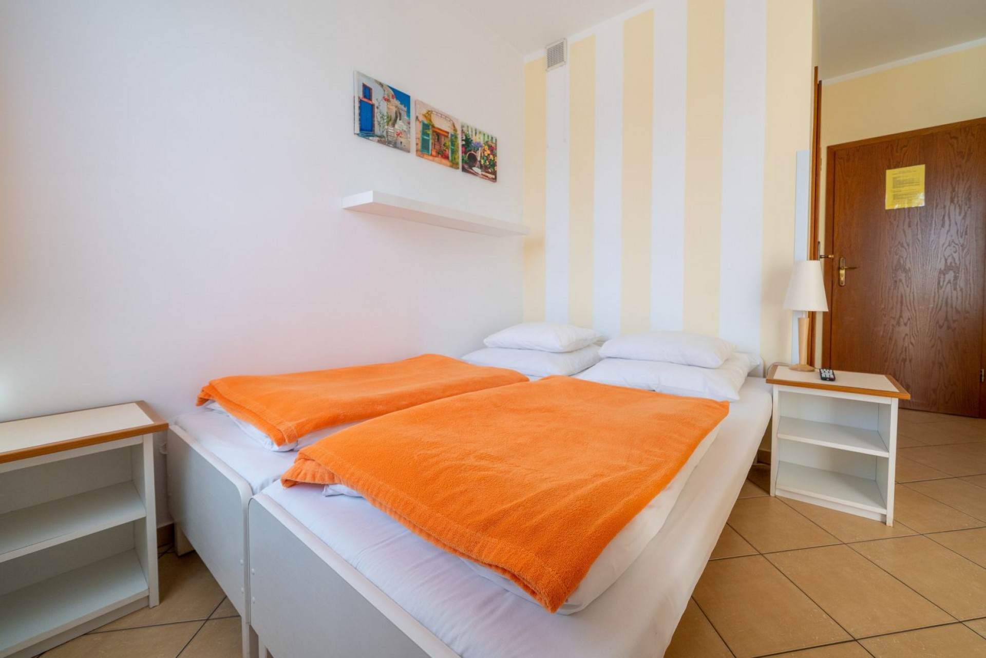 Pokój nr. 8 pierwsze piętro 2 osobowy