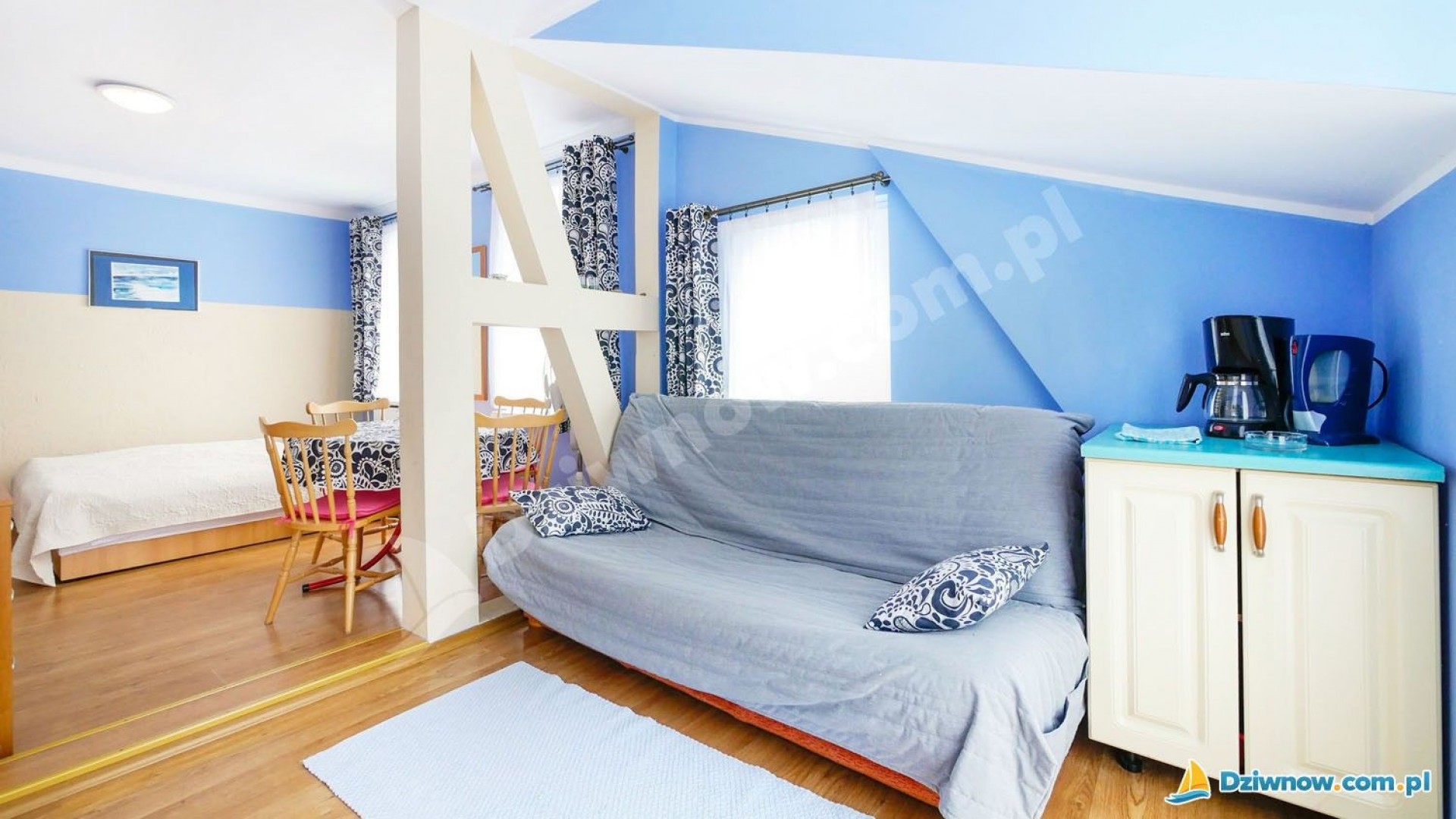 Pokoje Gościnne NIEBIESKI DOMEK
