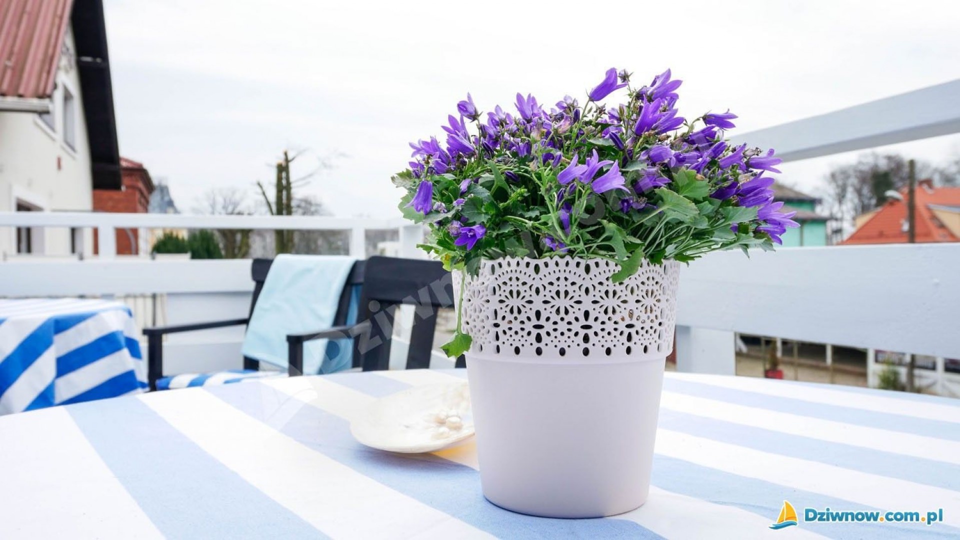 Pokoje Gościnne NIEBIESKI DOMEK