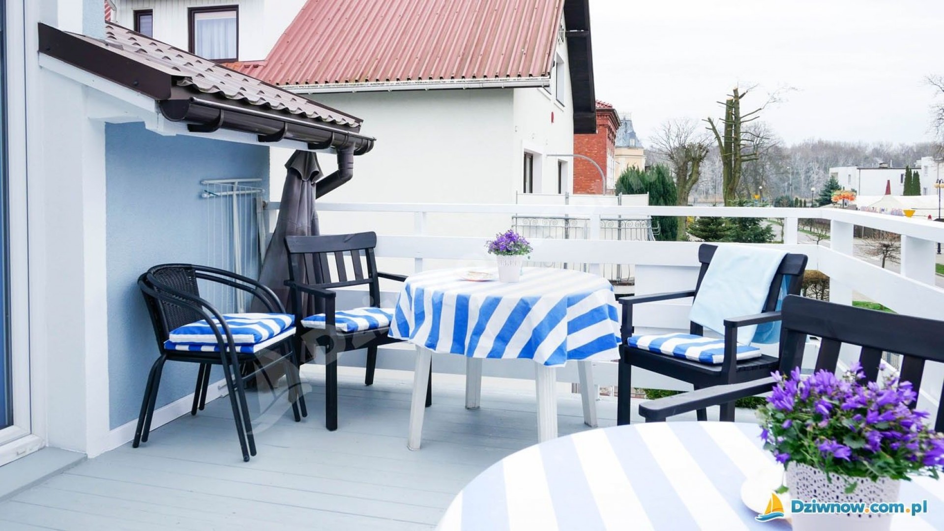 Pokoje Gościnne NIEBIESKI DOMEK