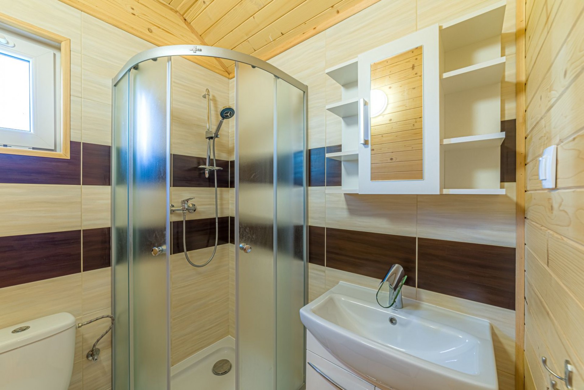 Pokoje i Domki Letniskowe POD GRUSZĄ