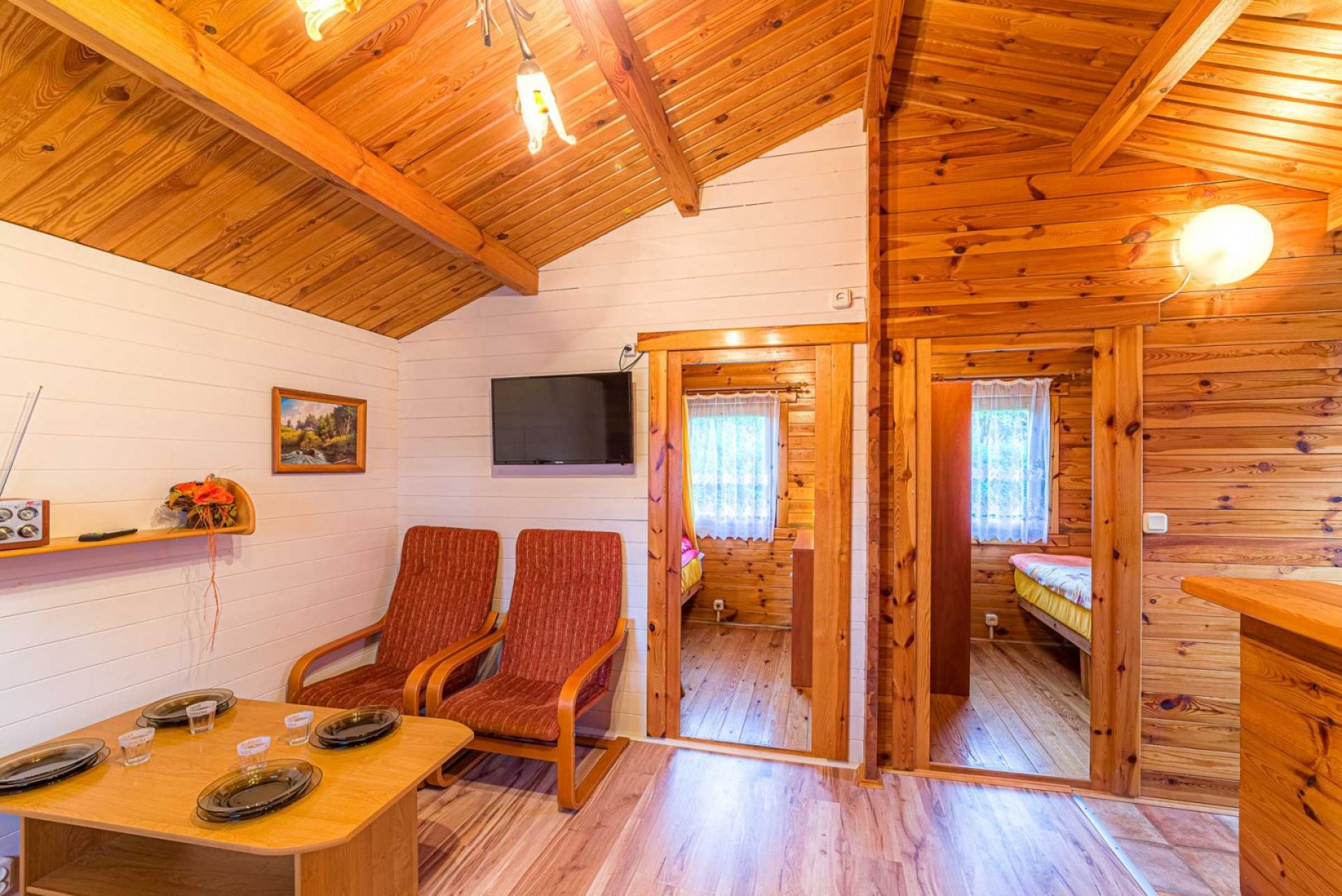 Pokoje i Domki Letniskowe POD GRUSZĄ