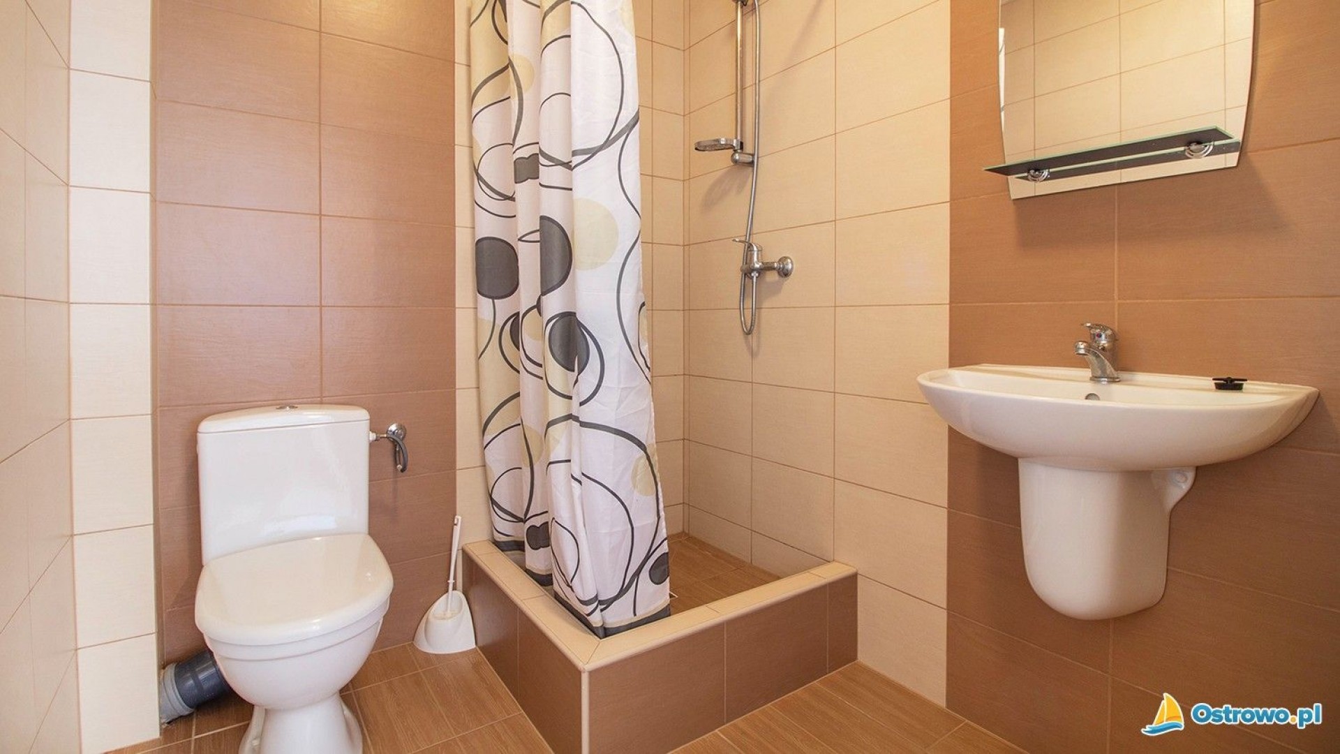 Pokoje Gościnne FLOTA