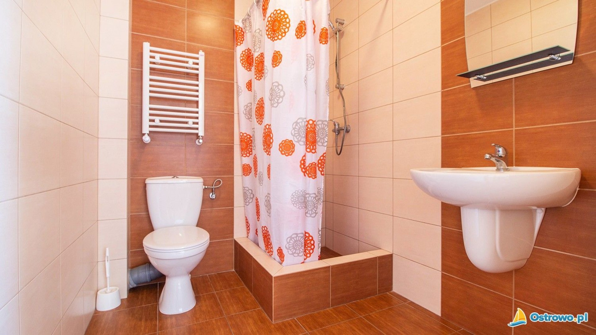 Pokoje Gościnne FLOTA