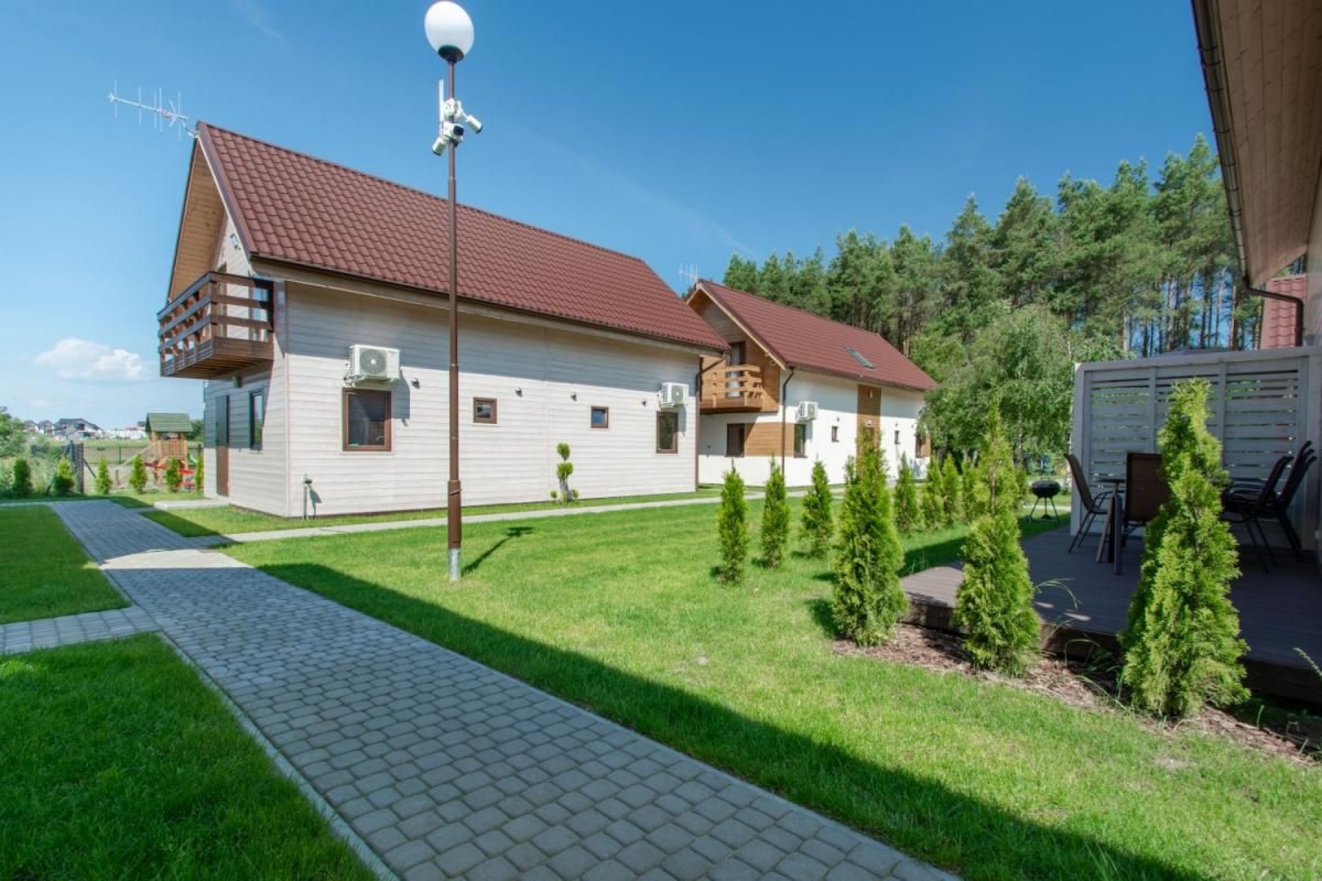 Domki Apartamentowe KIERUNEK ROZEWIE