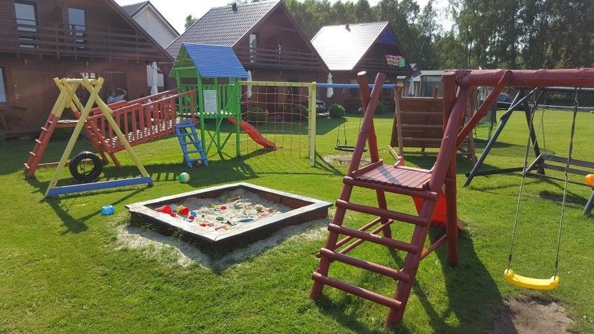 Domki SŁONECZNA POLANA