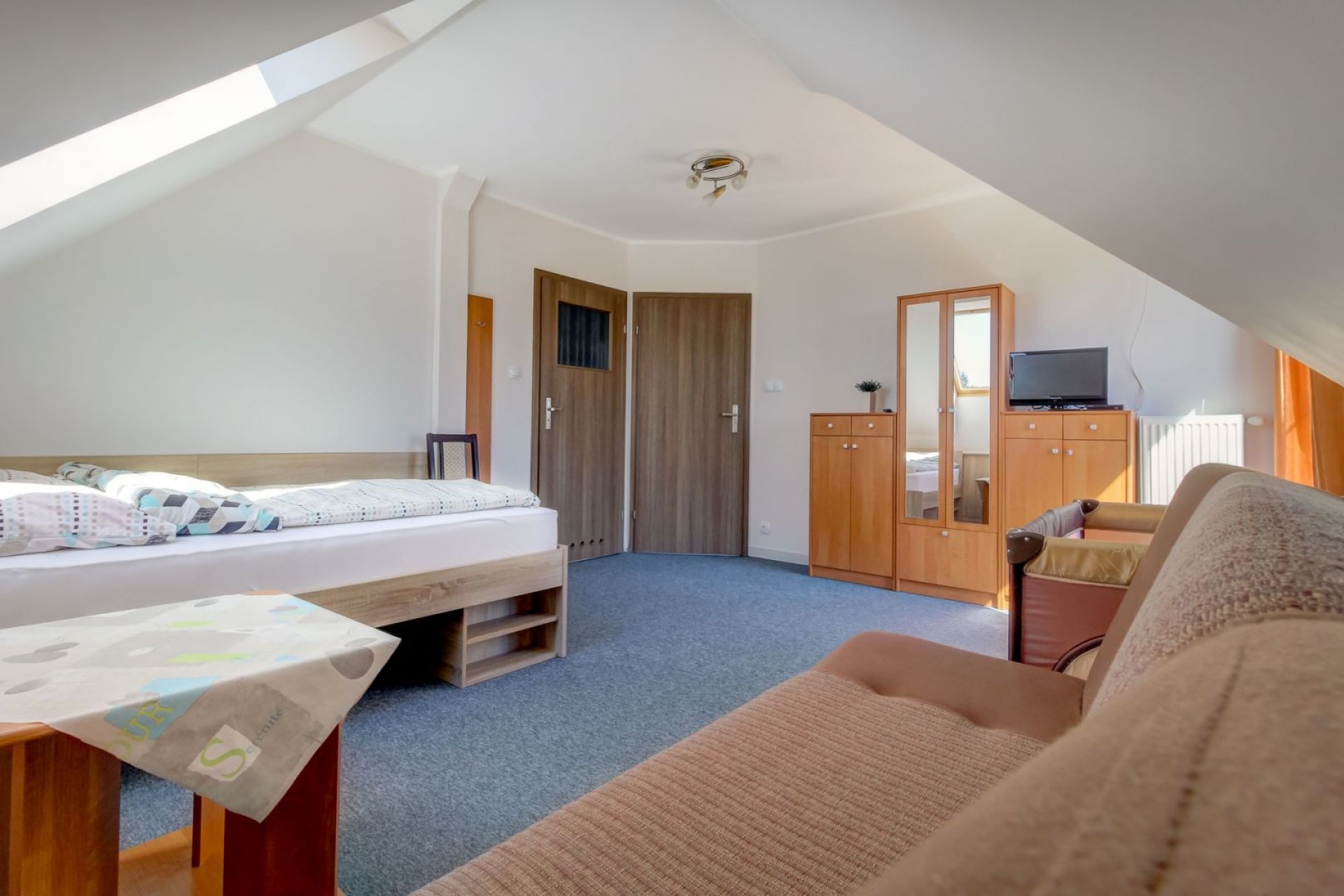 Ośrodek Wypoczynkowy LENIWIEC