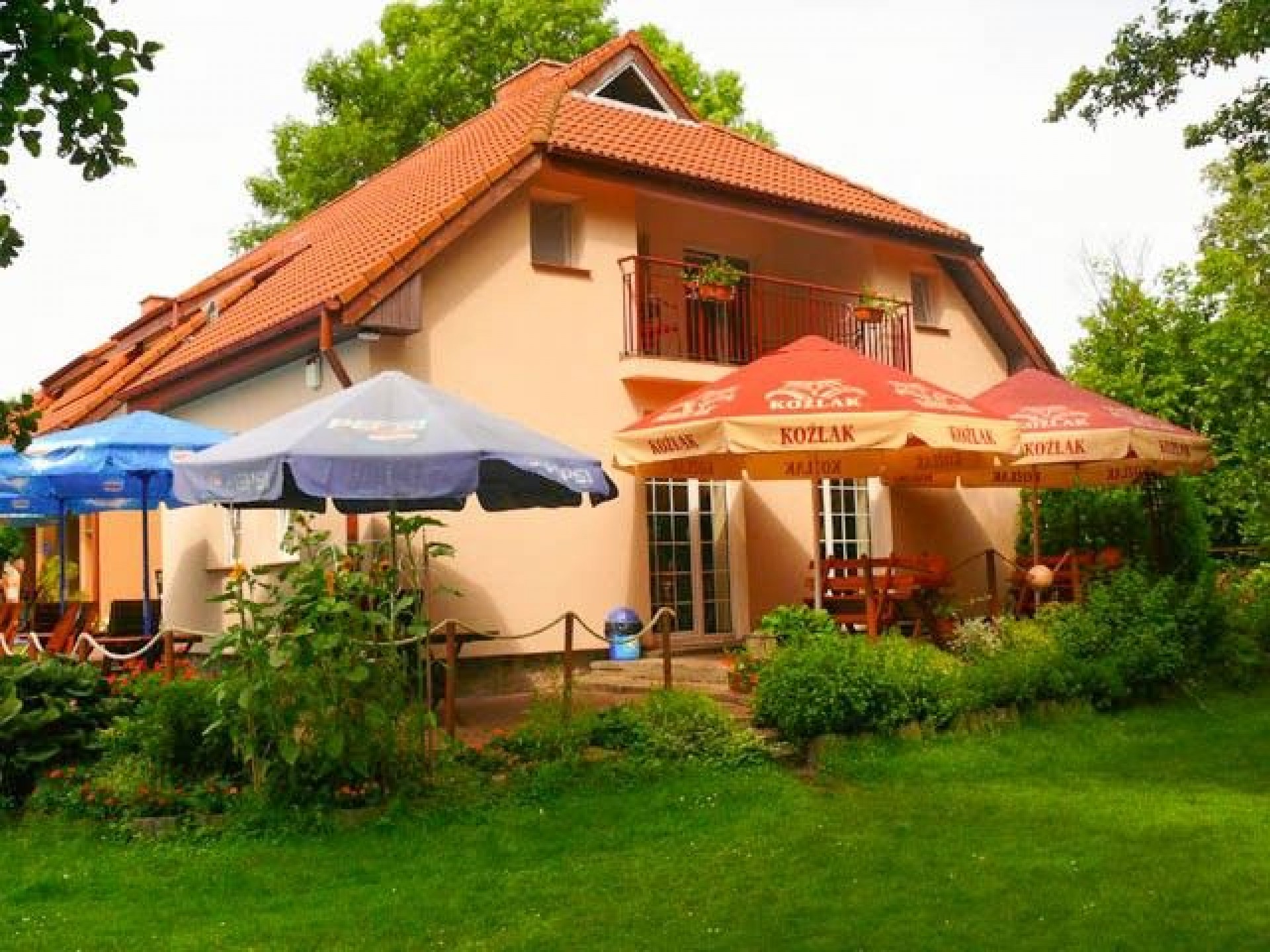 Pokoje Gościnne KNOT