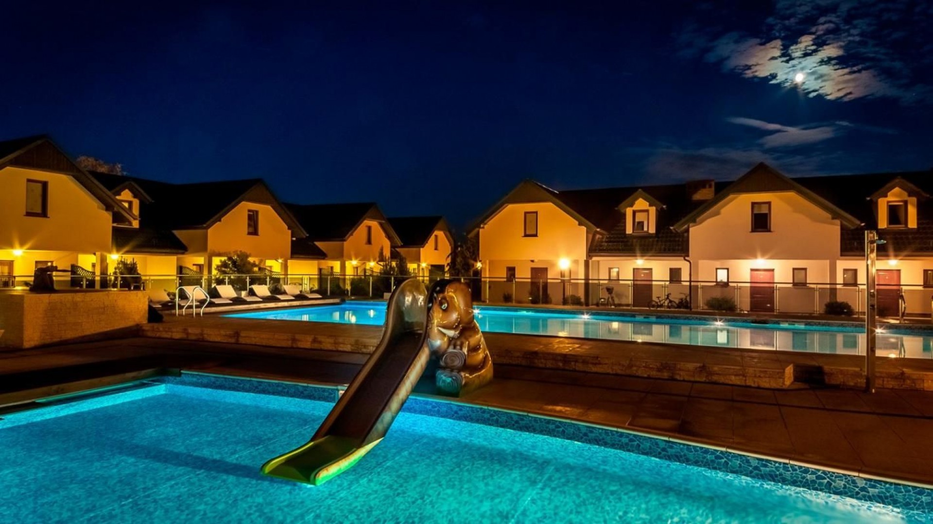 Domki Apartamentowe FULAY Premium